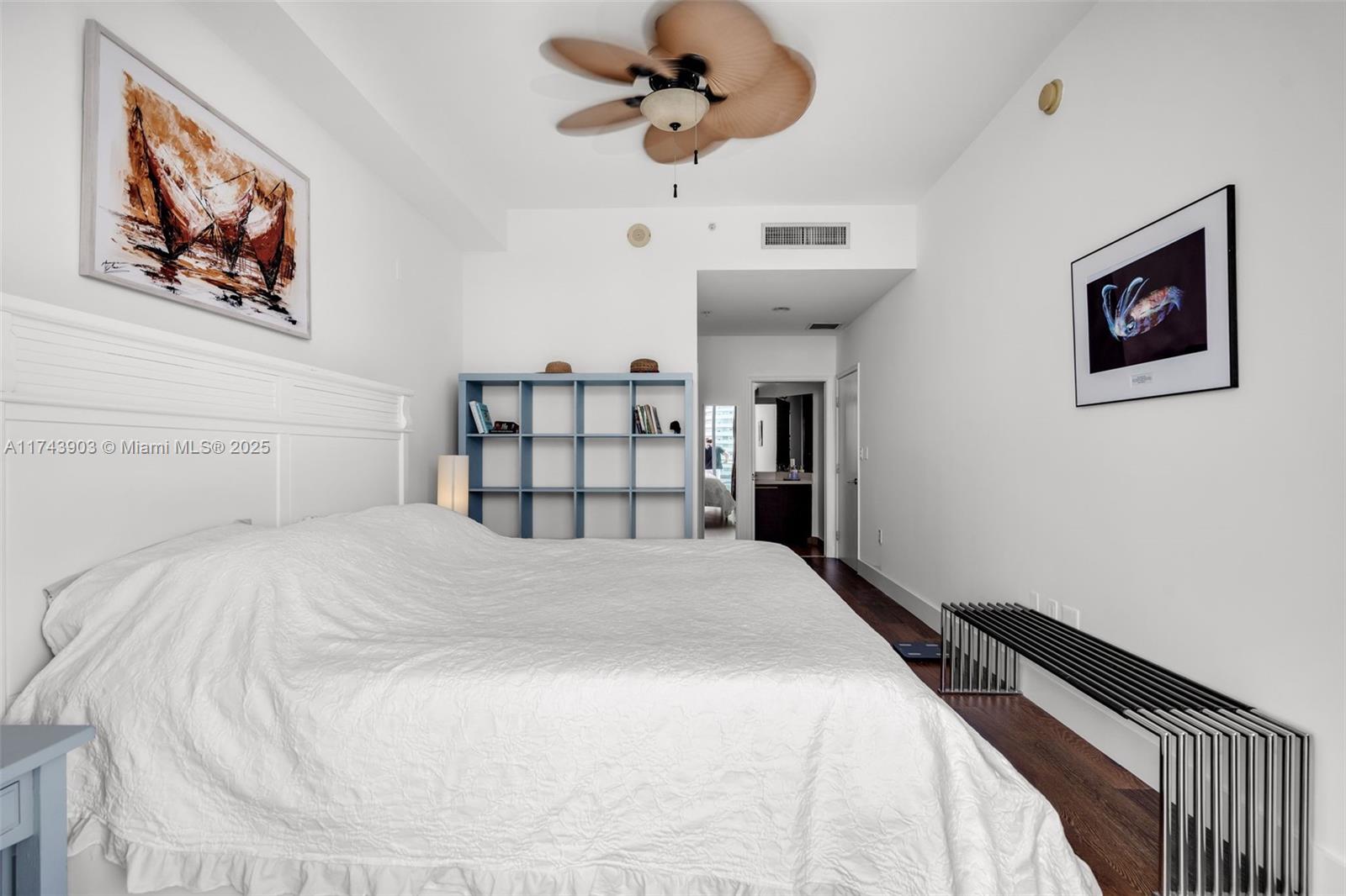 ELOQUENCE ON THE BAY COND - Residential