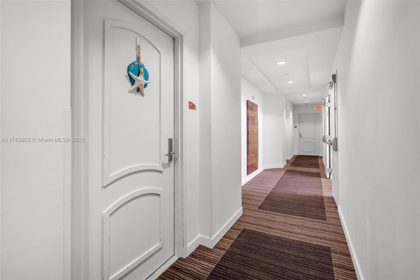 ELOQUENCE ON THE BAY COND - Residential