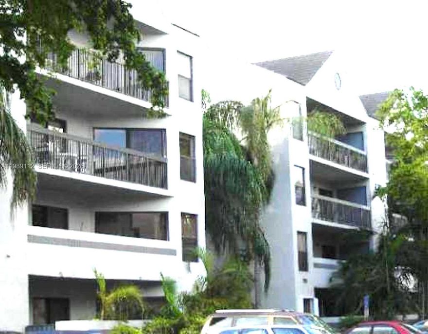 BEAUTIFUL 1/1 CONDO IN CALUSA... OPEN BALCONY...NEWER STAINLESS STEEL APPLIANCES..WASHER/DRYER ... ASSIGNED PARKING SPACE...GREAT LAYOUT...BEST LOCATION RIGHT ON N KENDALL DRIVE...EASY ACCESS TO PUBLIC TRANSPORTATION, SUPERMARKETS, STORES AND MORE !!