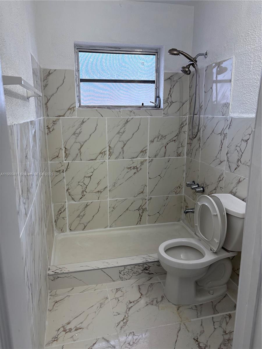 WEST BUENA VISTA - Residential Lease