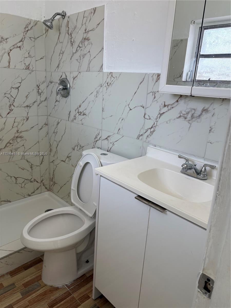 WEST BUENA VISTA - Residential Lease