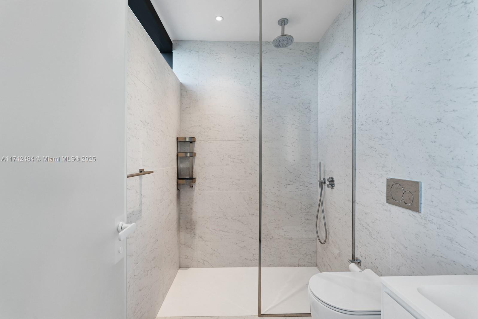 2000 OCEAN CONDO - Residential