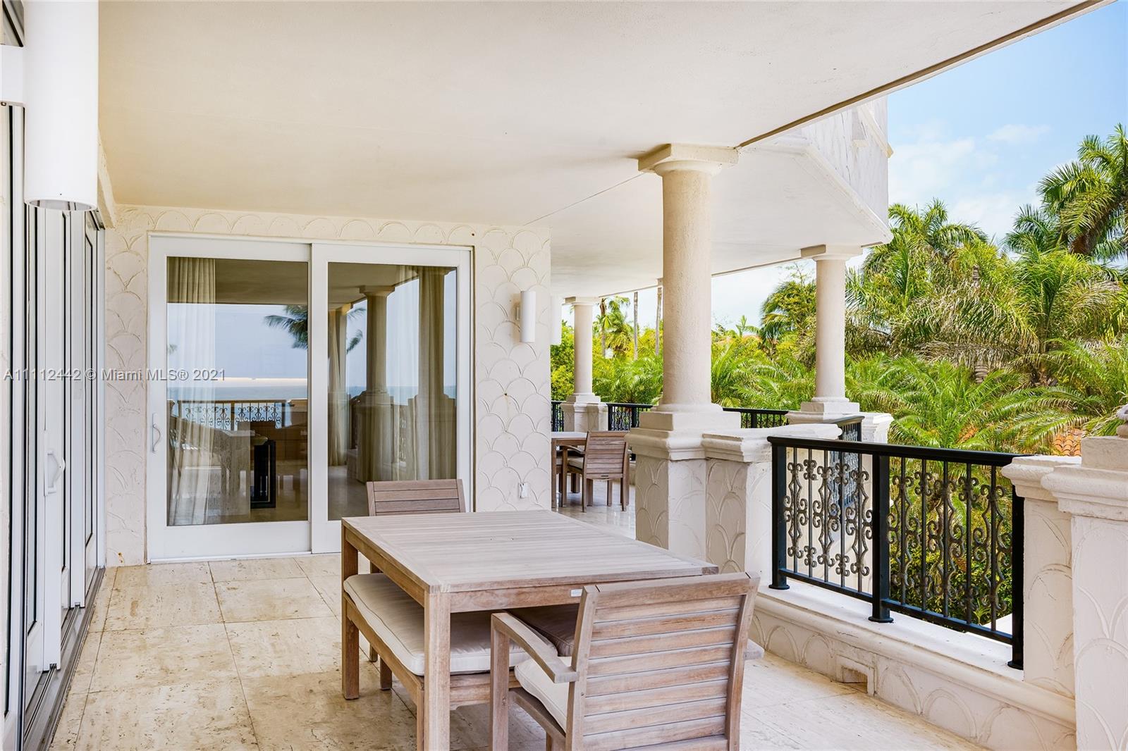 OCEANSIDE FISHER ISL COND - Residential