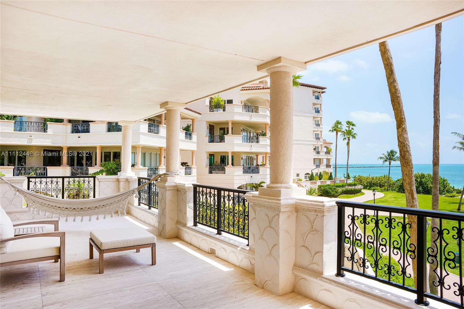 OCEANSIDE FISHER ISL COND - Residential