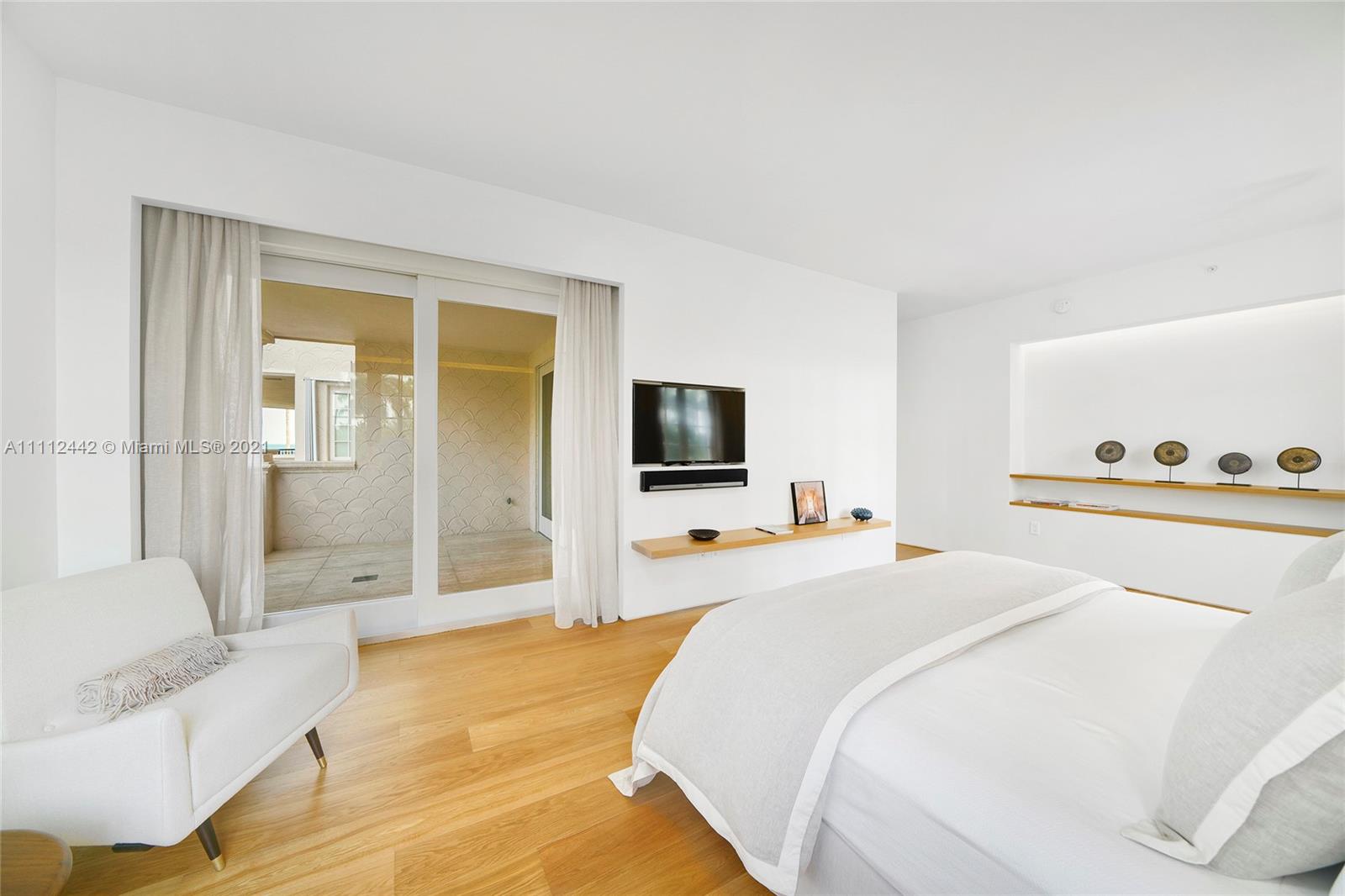 OCEANSIDE FISHER ISL COND - Residential