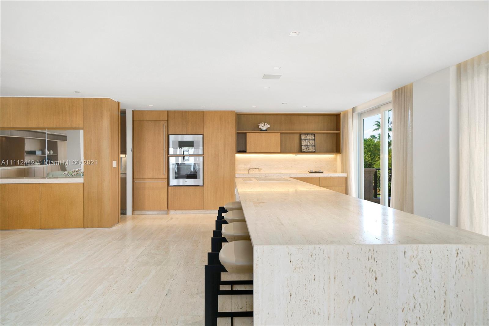 OCEANSIDE FISHER ISL COND - Residential