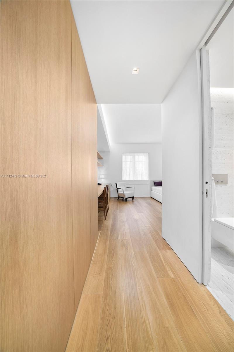 OCEANSIDE FISHER ISL COND - Residential