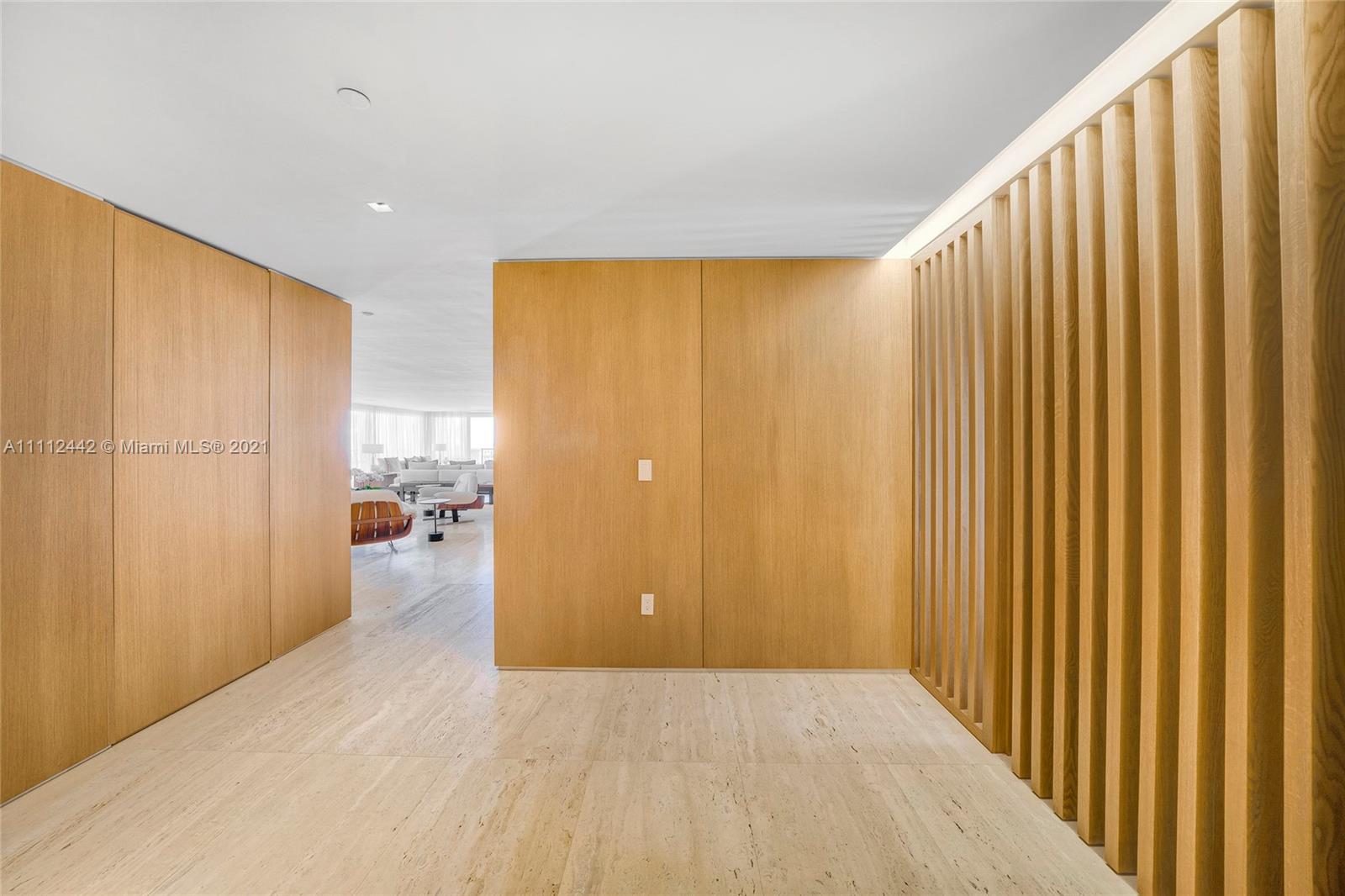 OCEANSIDE FISHER ISL COND - Residential