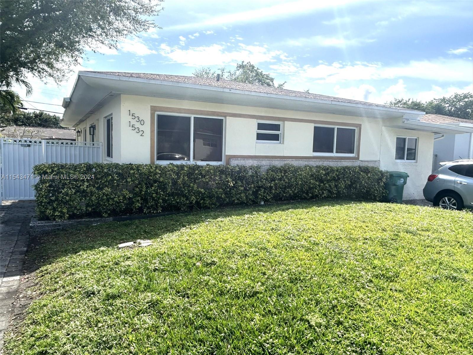 VISTA BISCAYNE - Residential Lease