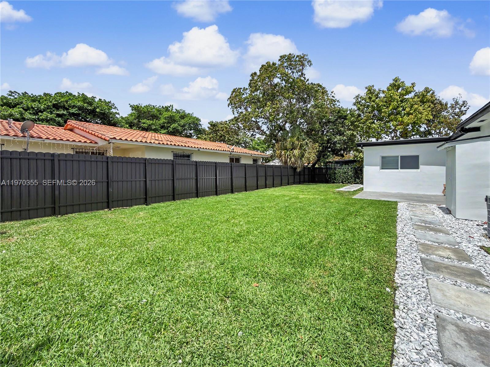 GRAPELAND - Residential