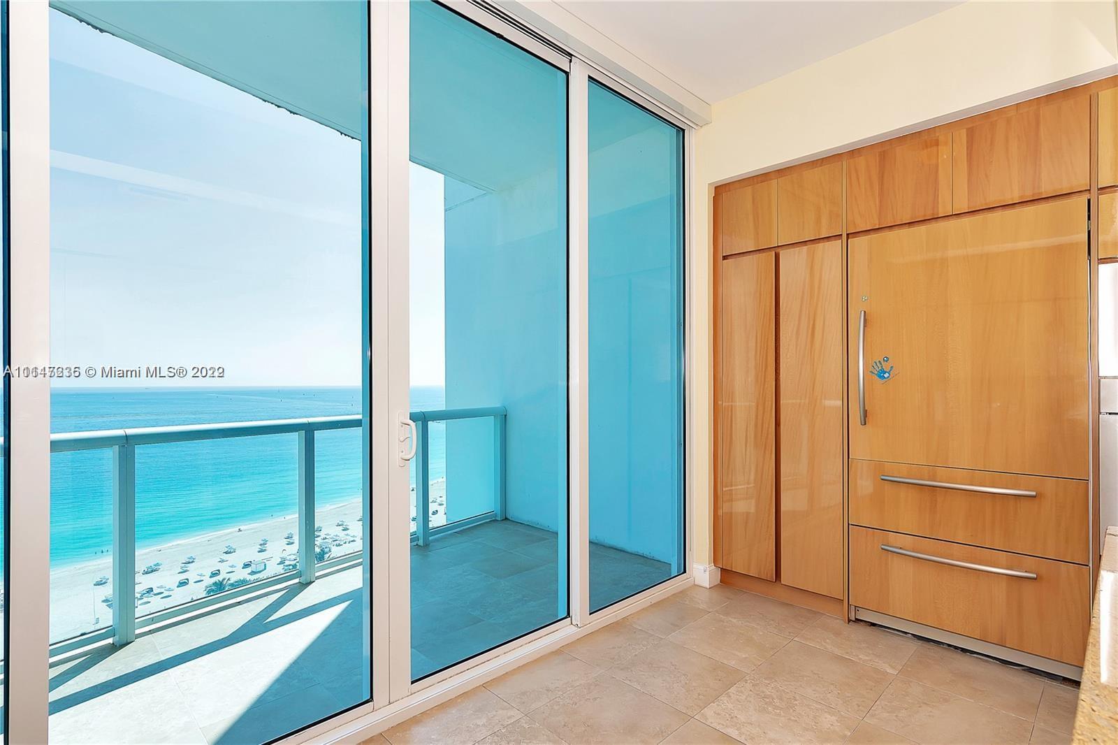 CONTINUUM ON SOUTH BEACH - Residential