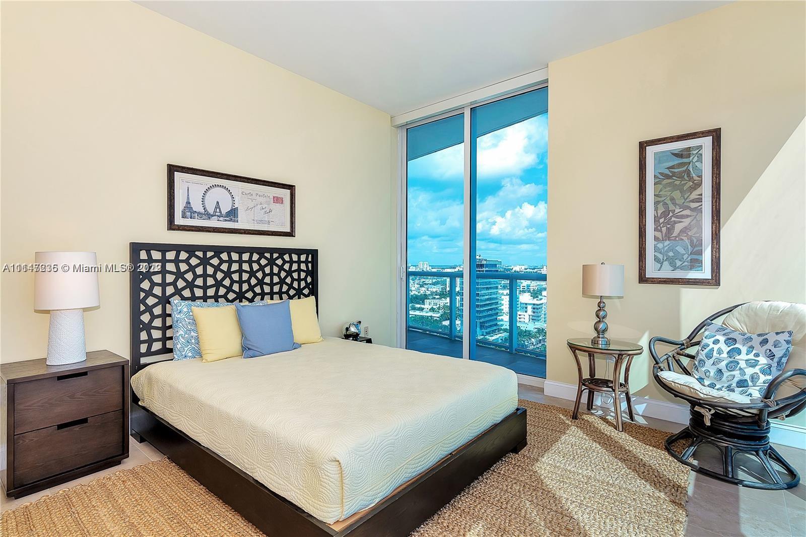 CONTINUUM ON SOUTH BEACH - Residential