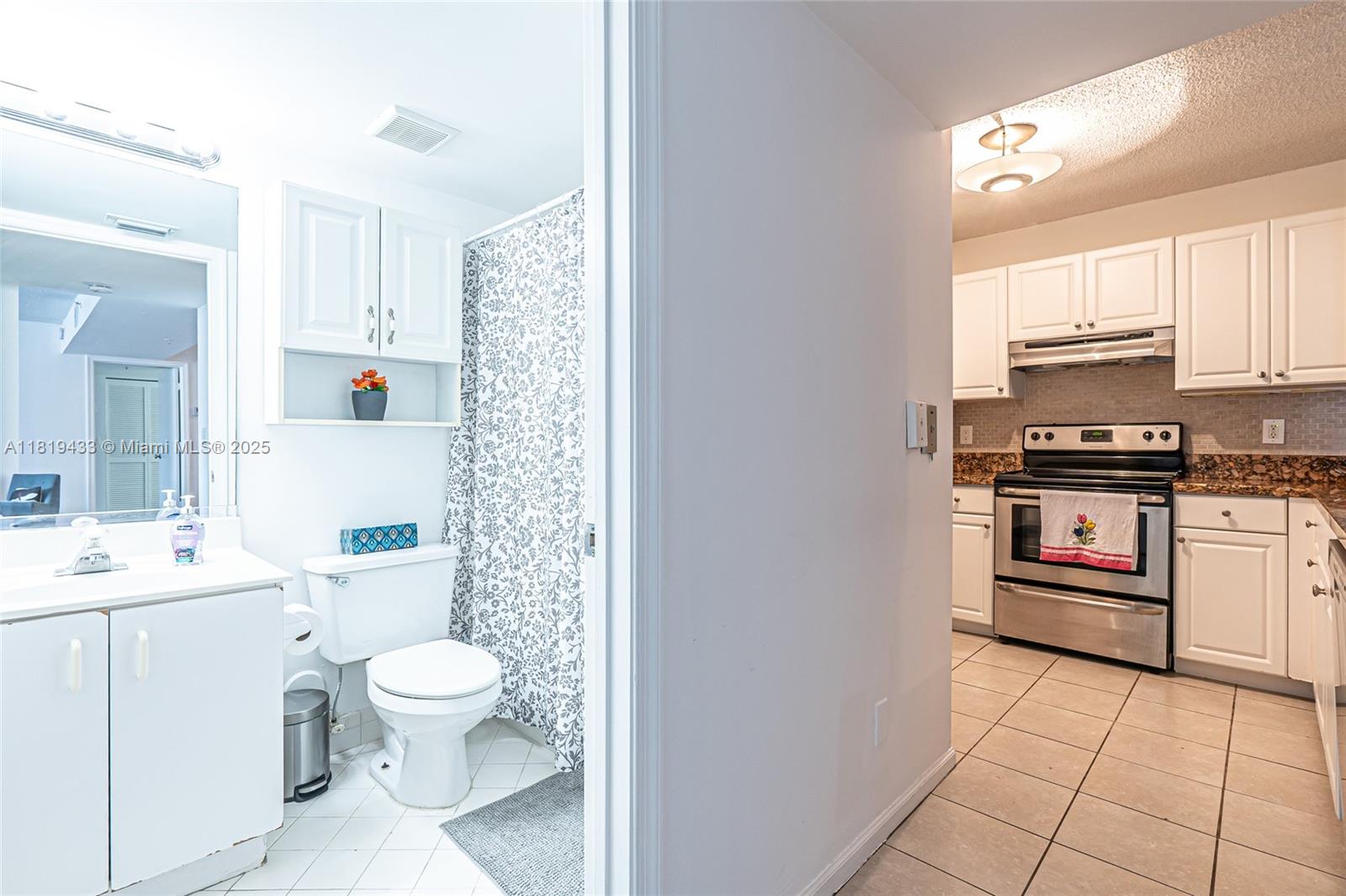 SHERIDAN EAST CONDO BLDG - Residential