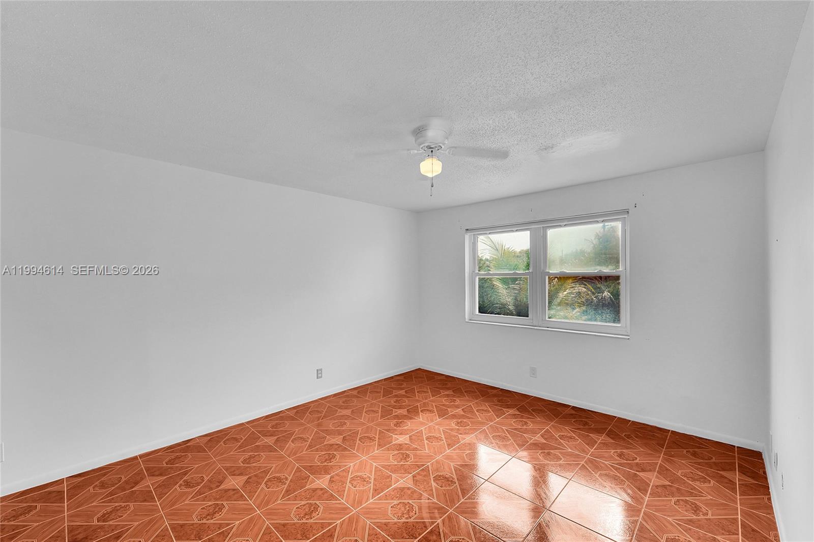 LAUDERDALE OAKS CONDO XIX - Residential
