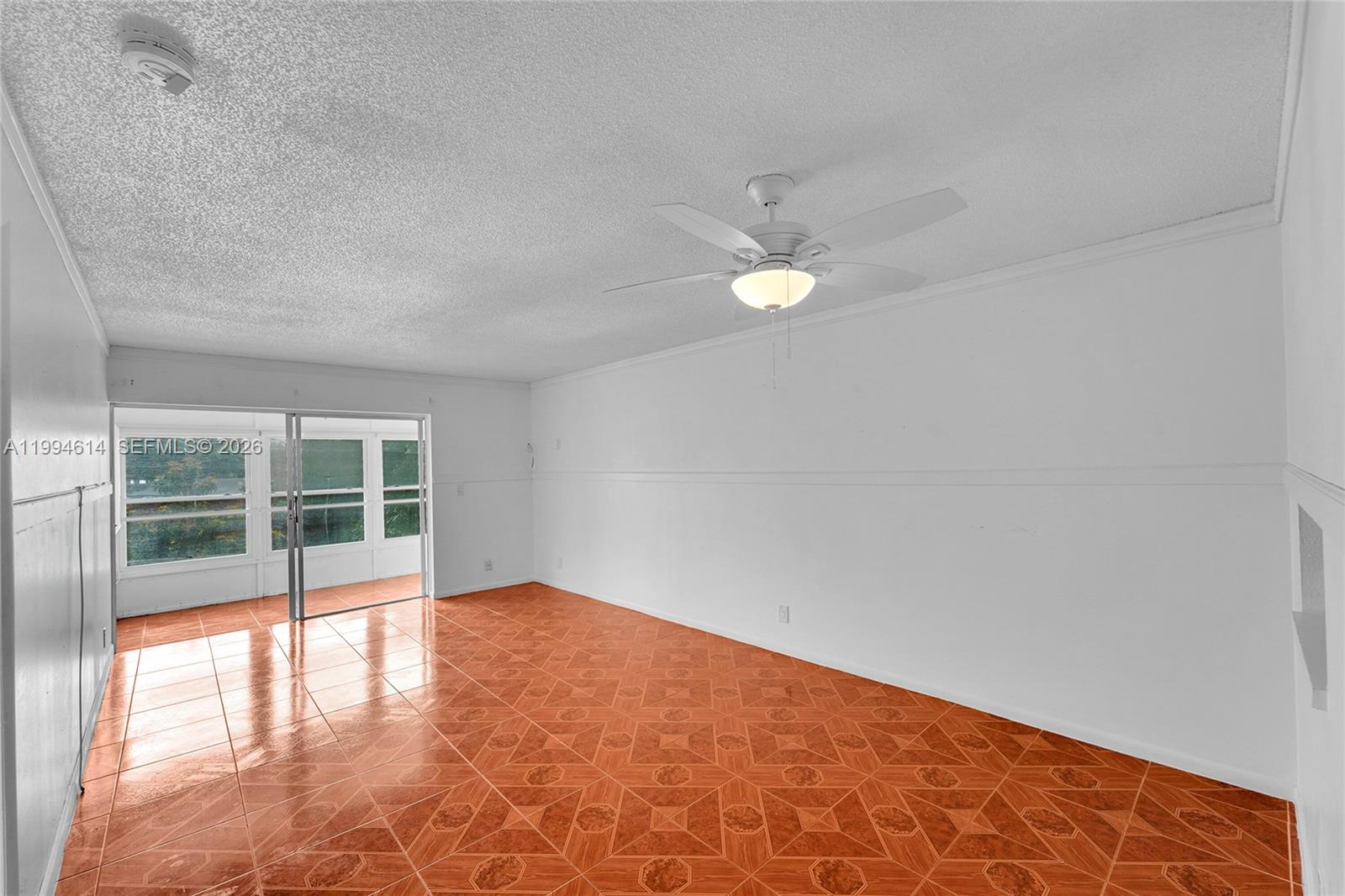 LAUDERDALE OAKS CONDO XIX - Residential