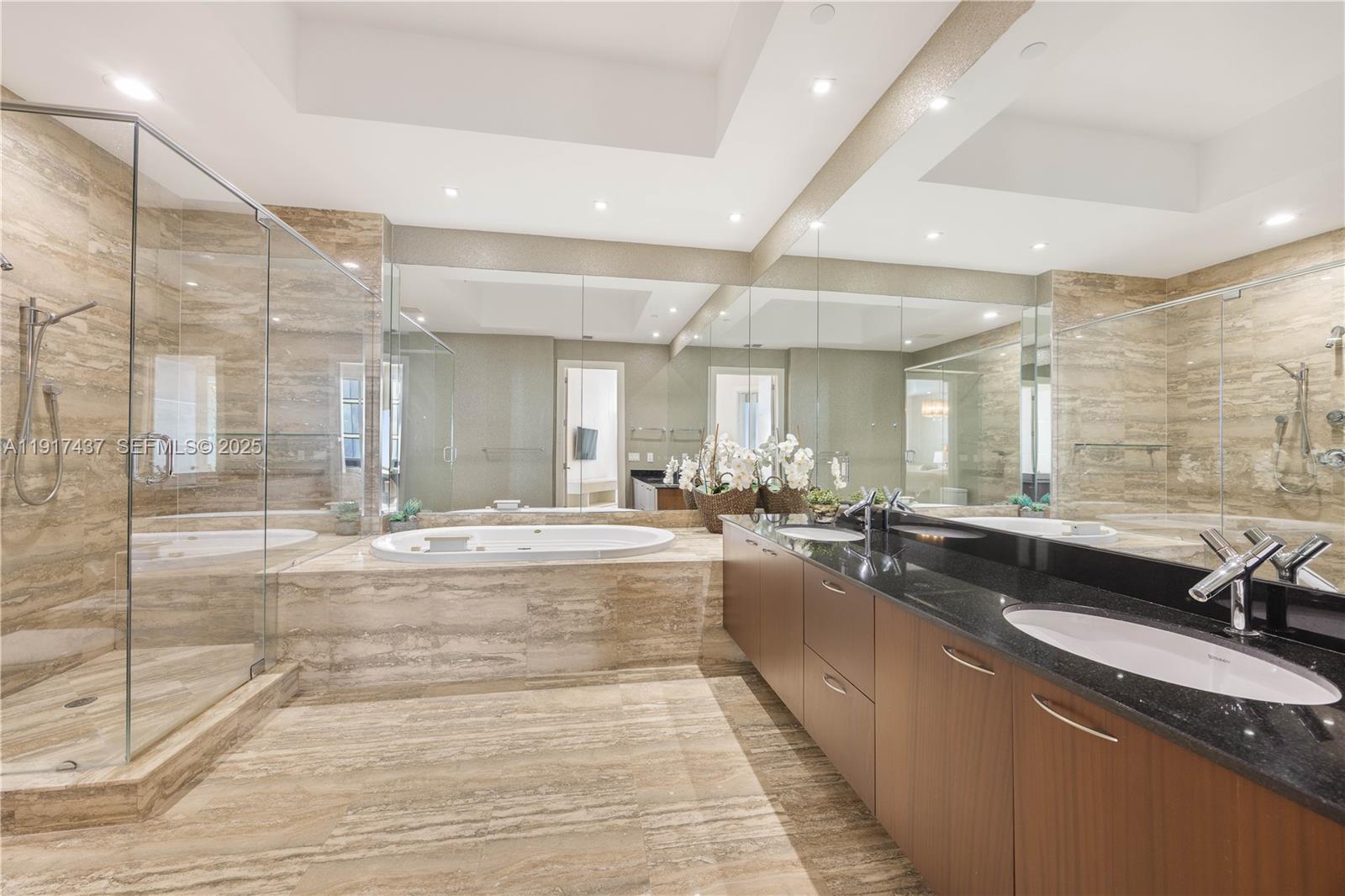 TDR TOWER III CONDO - Residential