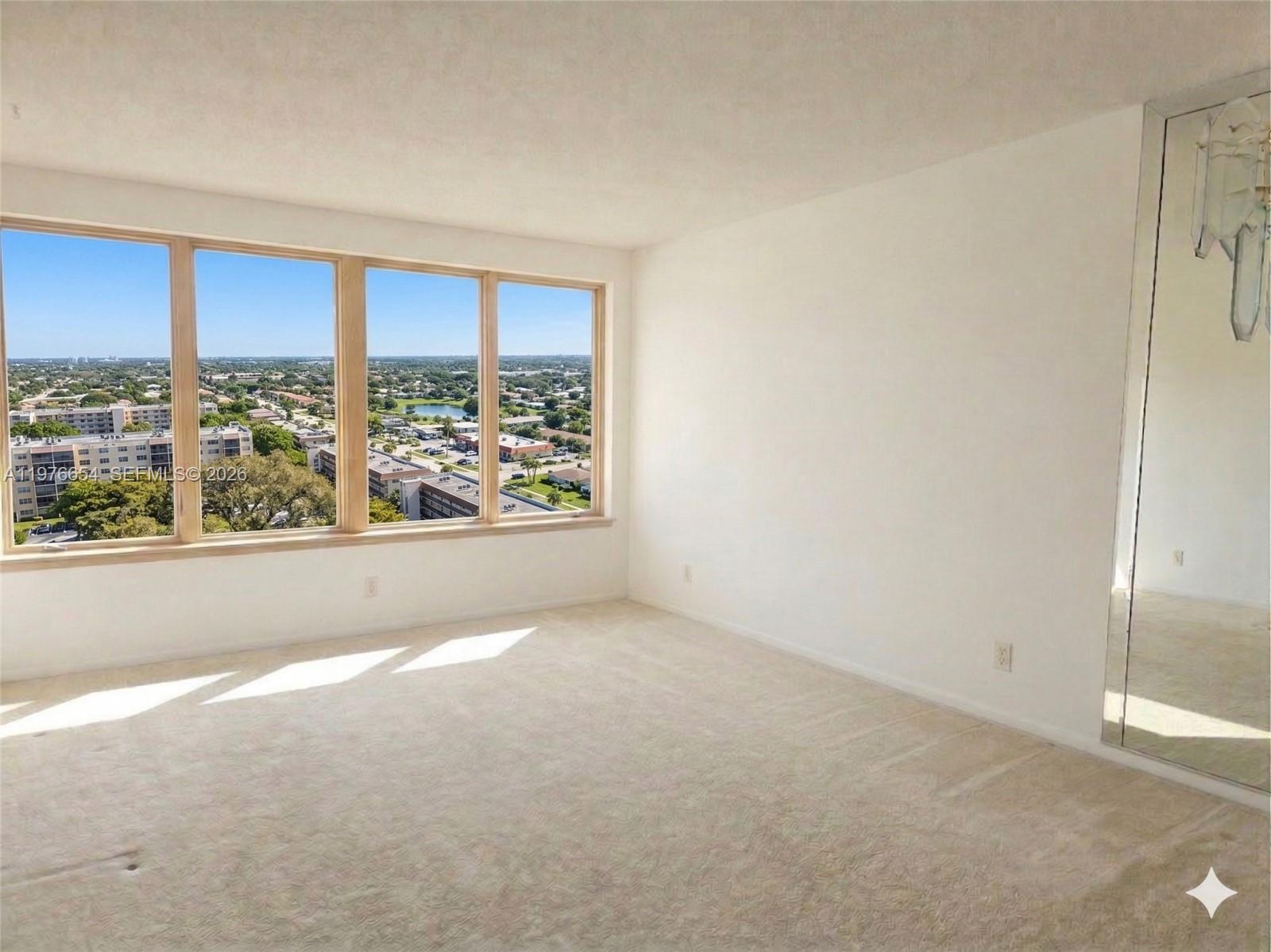 THIRD GULFSTREAM GARDEN - Residential