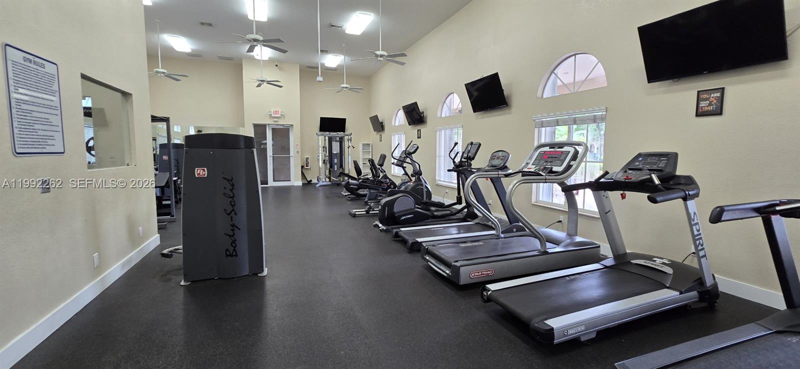 MANDARIN LAKES - Residential Lease