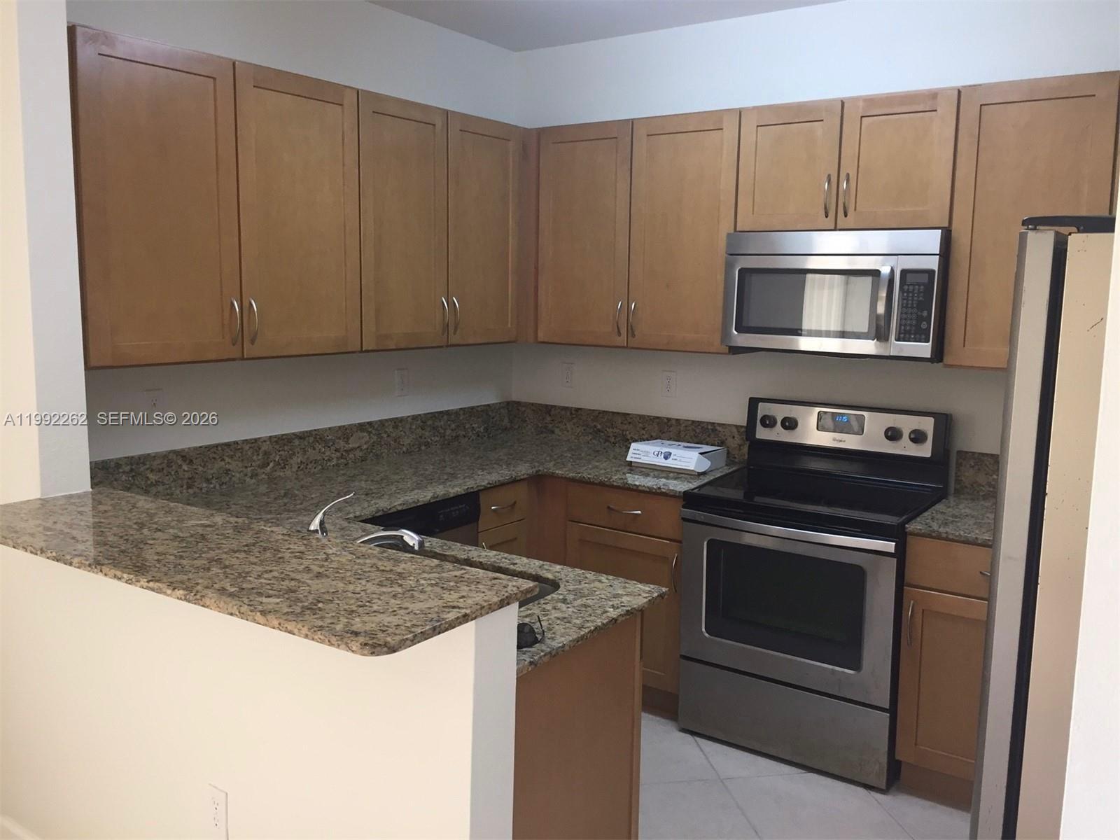 MANDARIN LAKES - Residential Lease