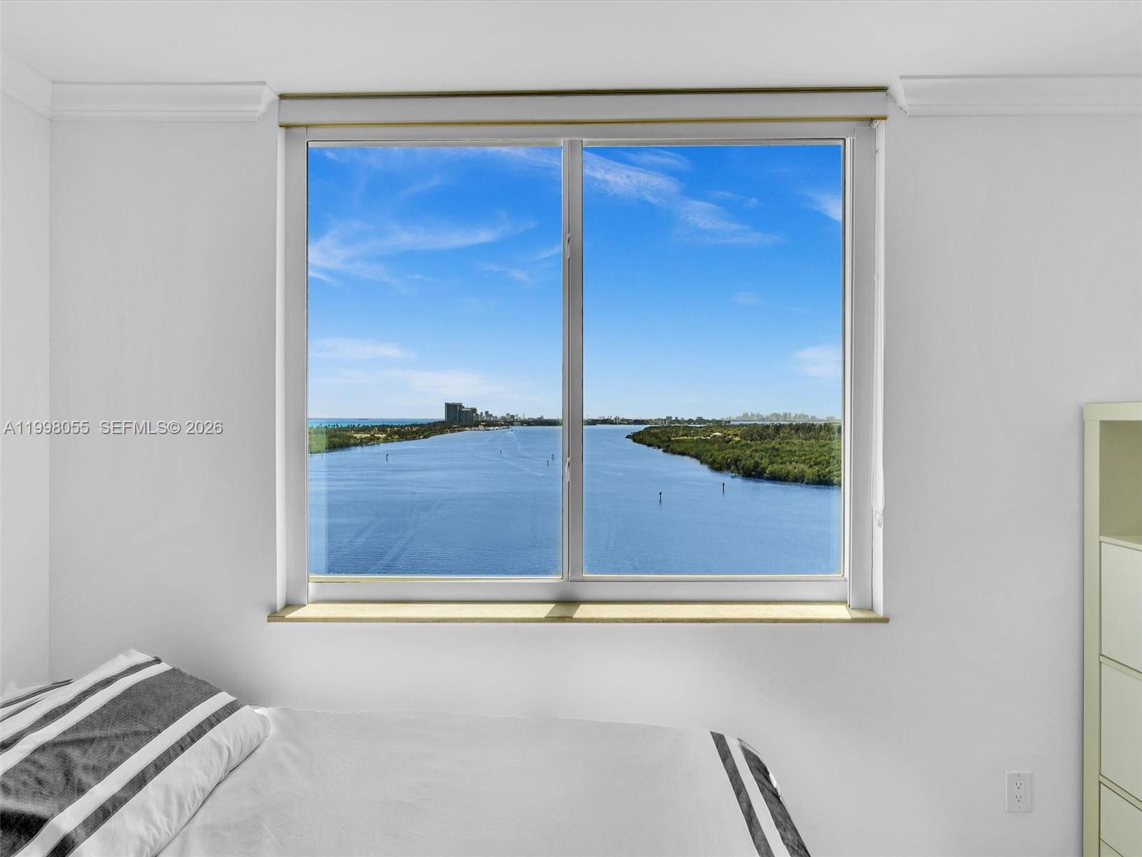 ARLEN HOUSE WEST CONDO - Residential