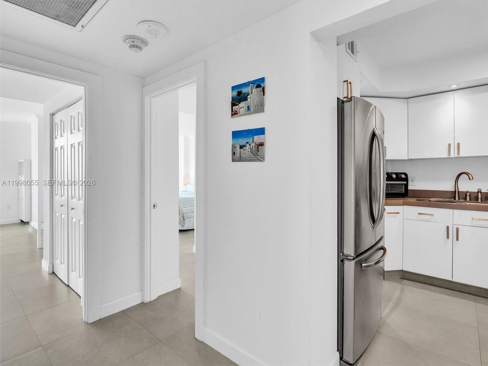 ARLEN HOUSE WEST CONDO - Residential