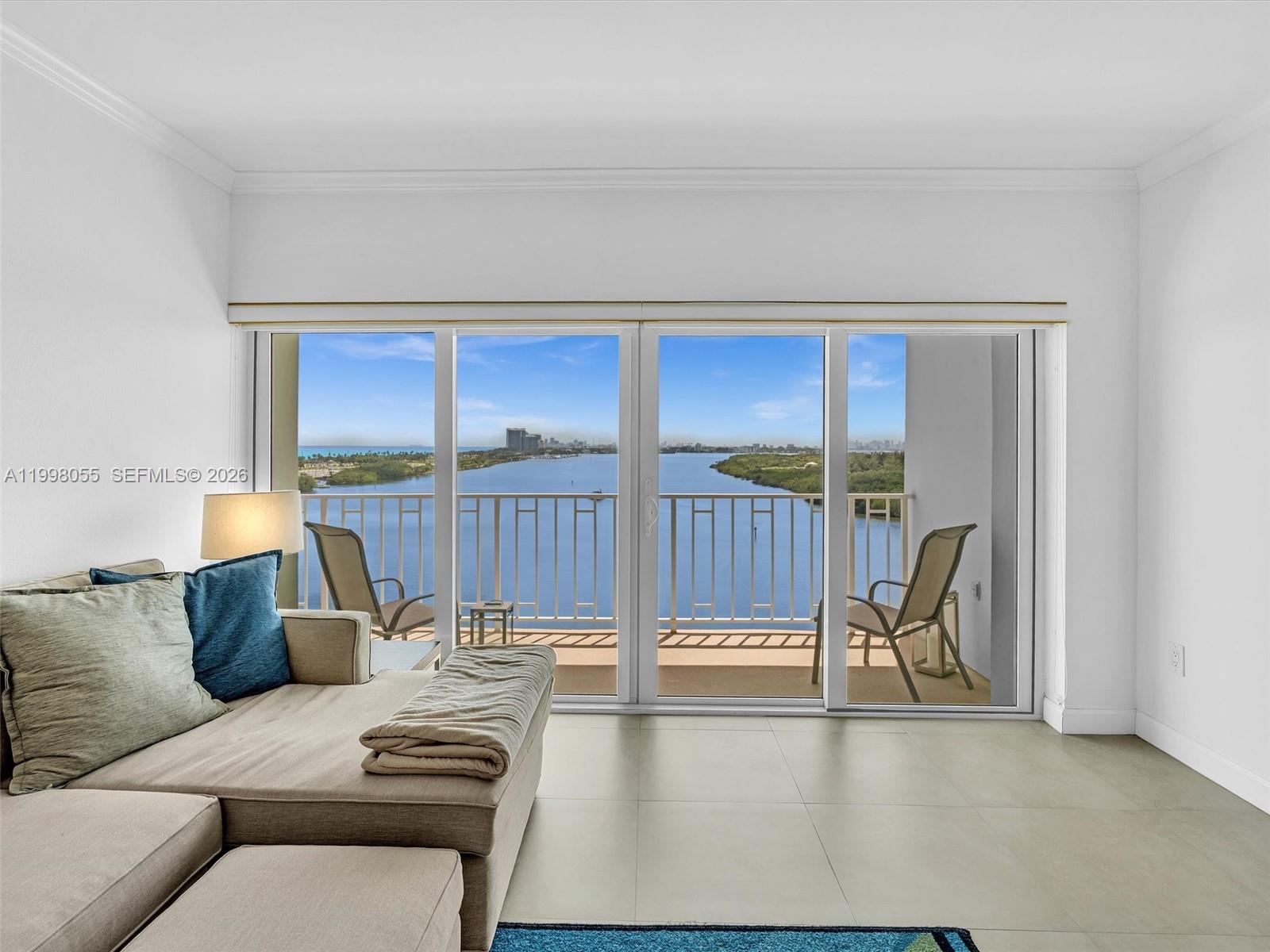 ARLEN HOUSE WEST CONDO - Residential