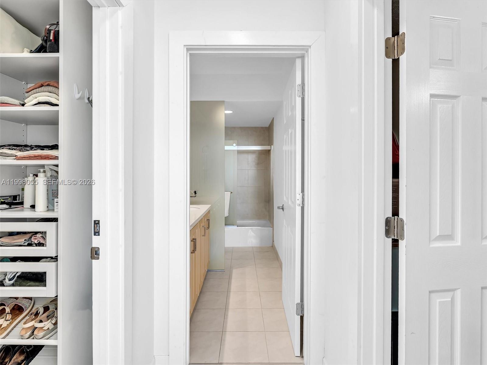 ARLEN HOUSE WEST CONDO - Residential