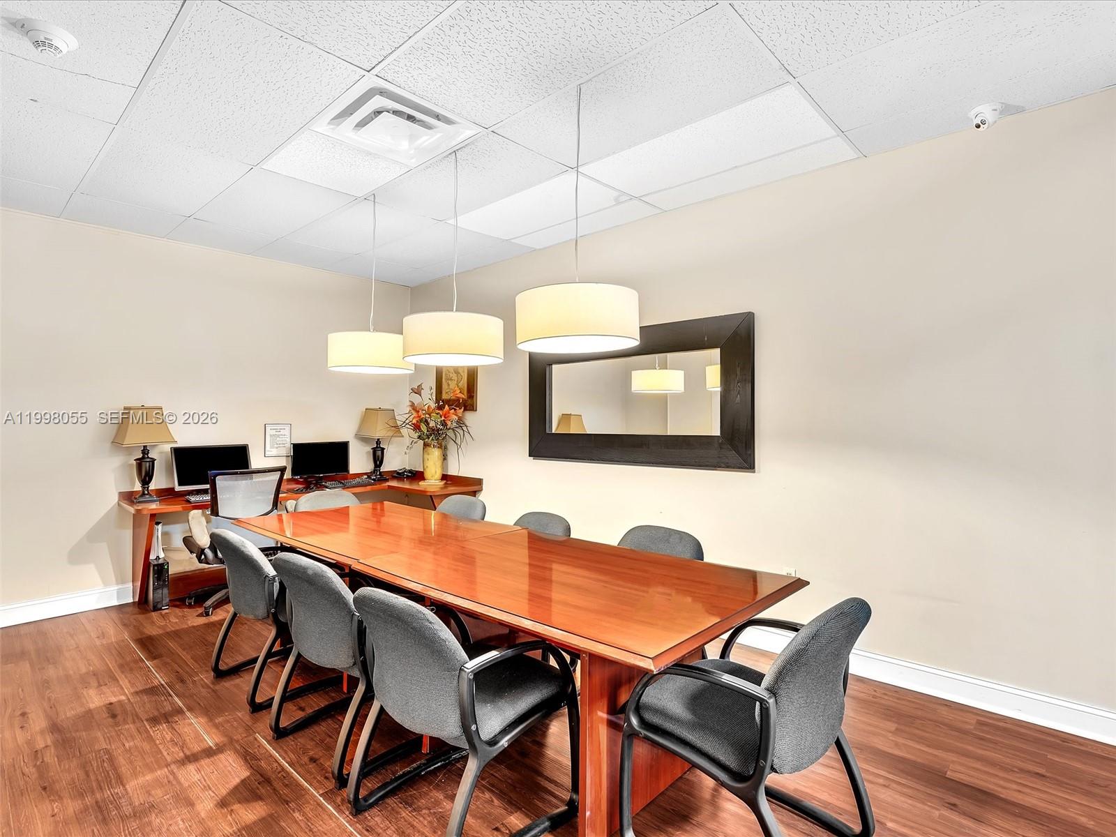 ARLEN HOUSE WEST CONDO - Residential