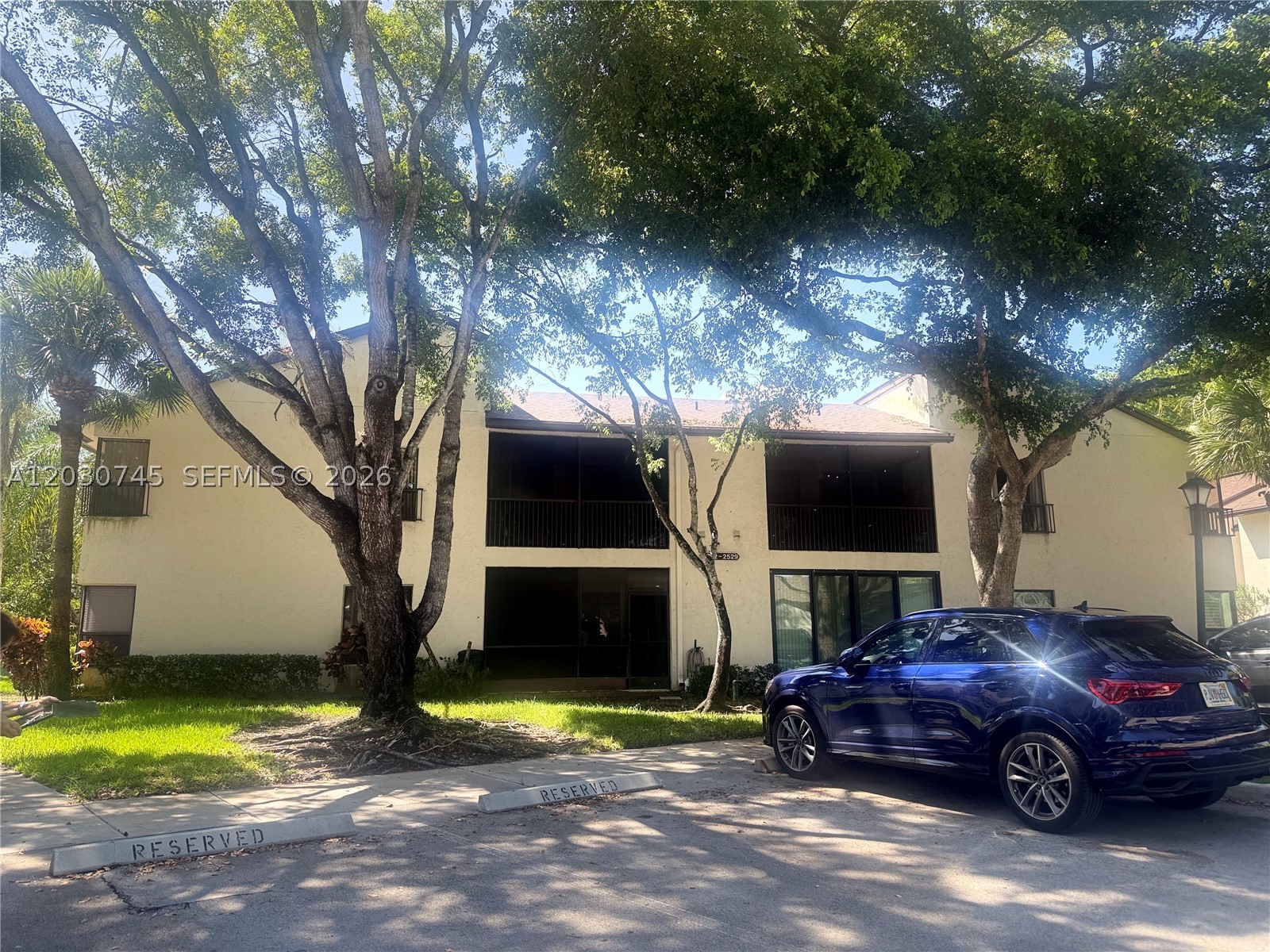 2526 N Carambola Cir N 1821