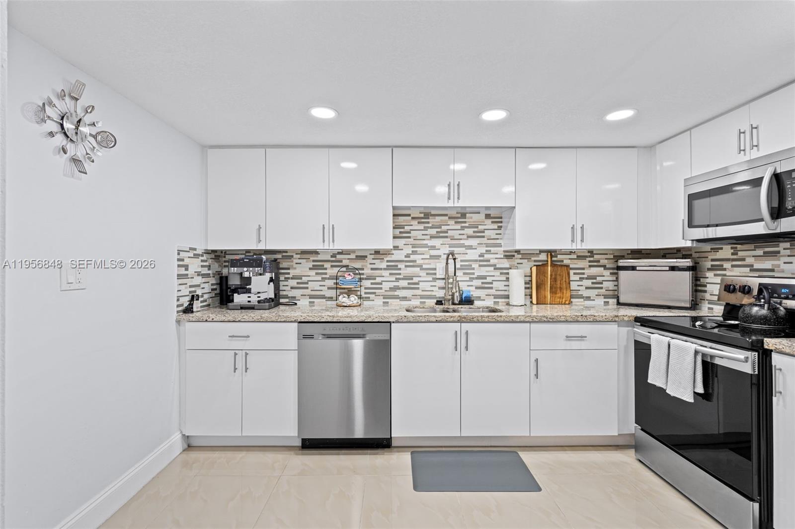 SNAPPER VILLAGE PHASE II - Residential