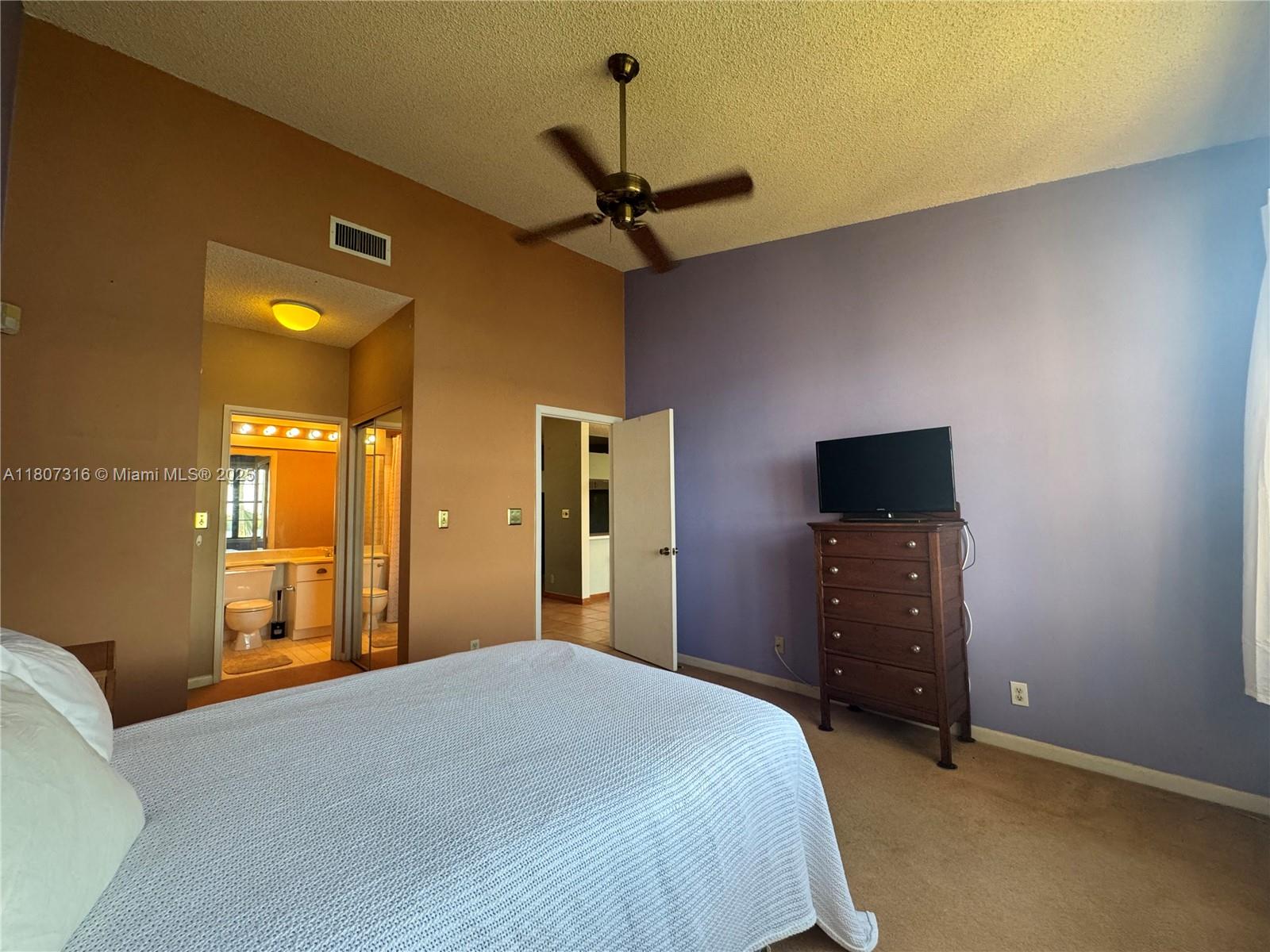 CELEBRATION POINT CONDO N - Residential