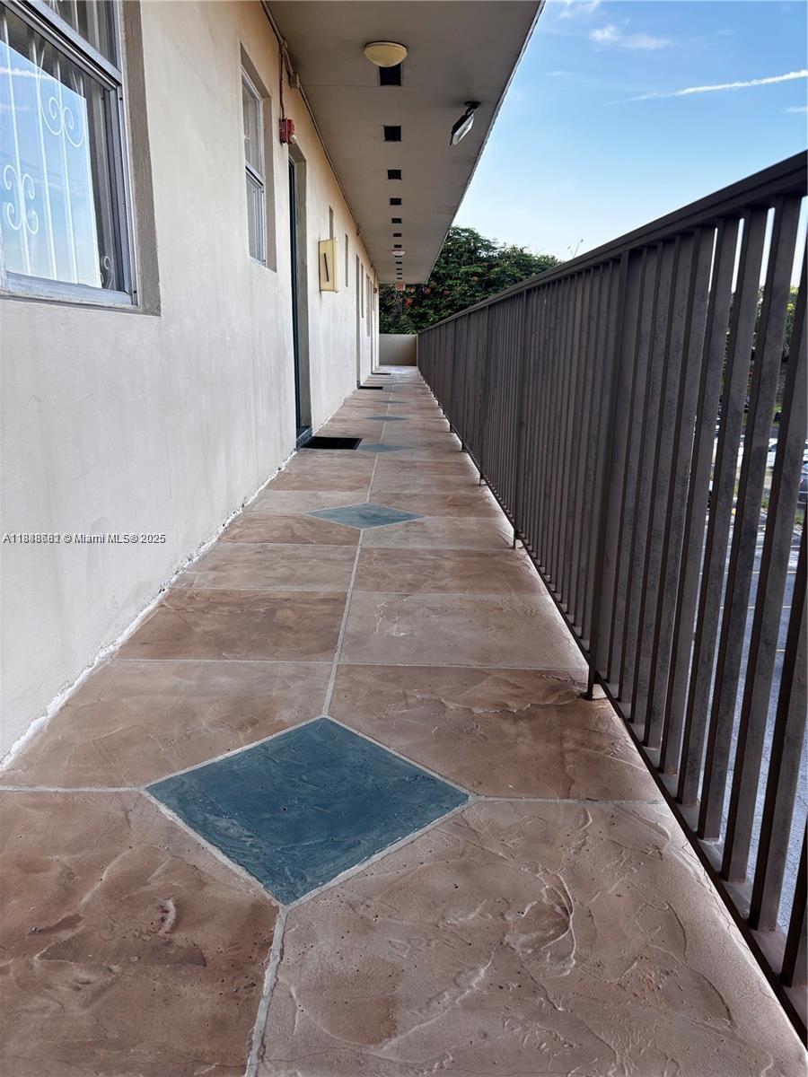 DADELAND PARK CONDO - Residential