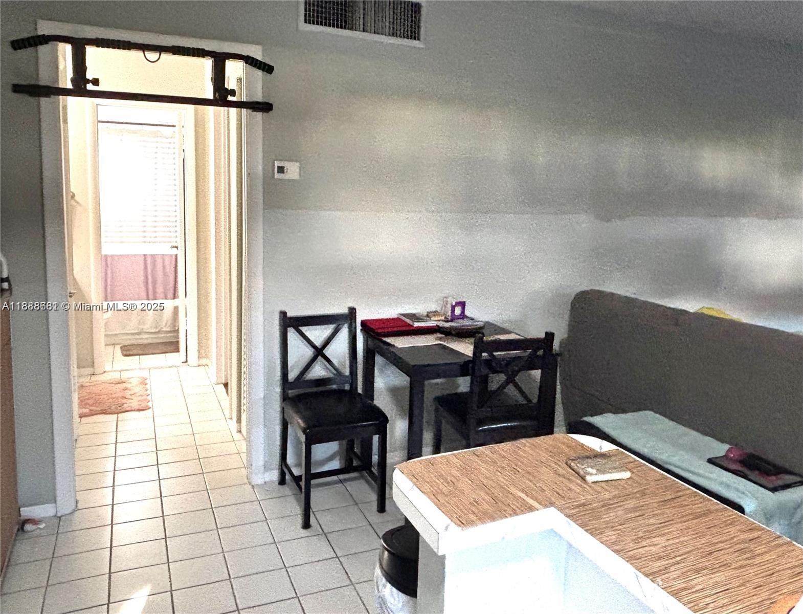DADELAND PARK CONDO - Residential