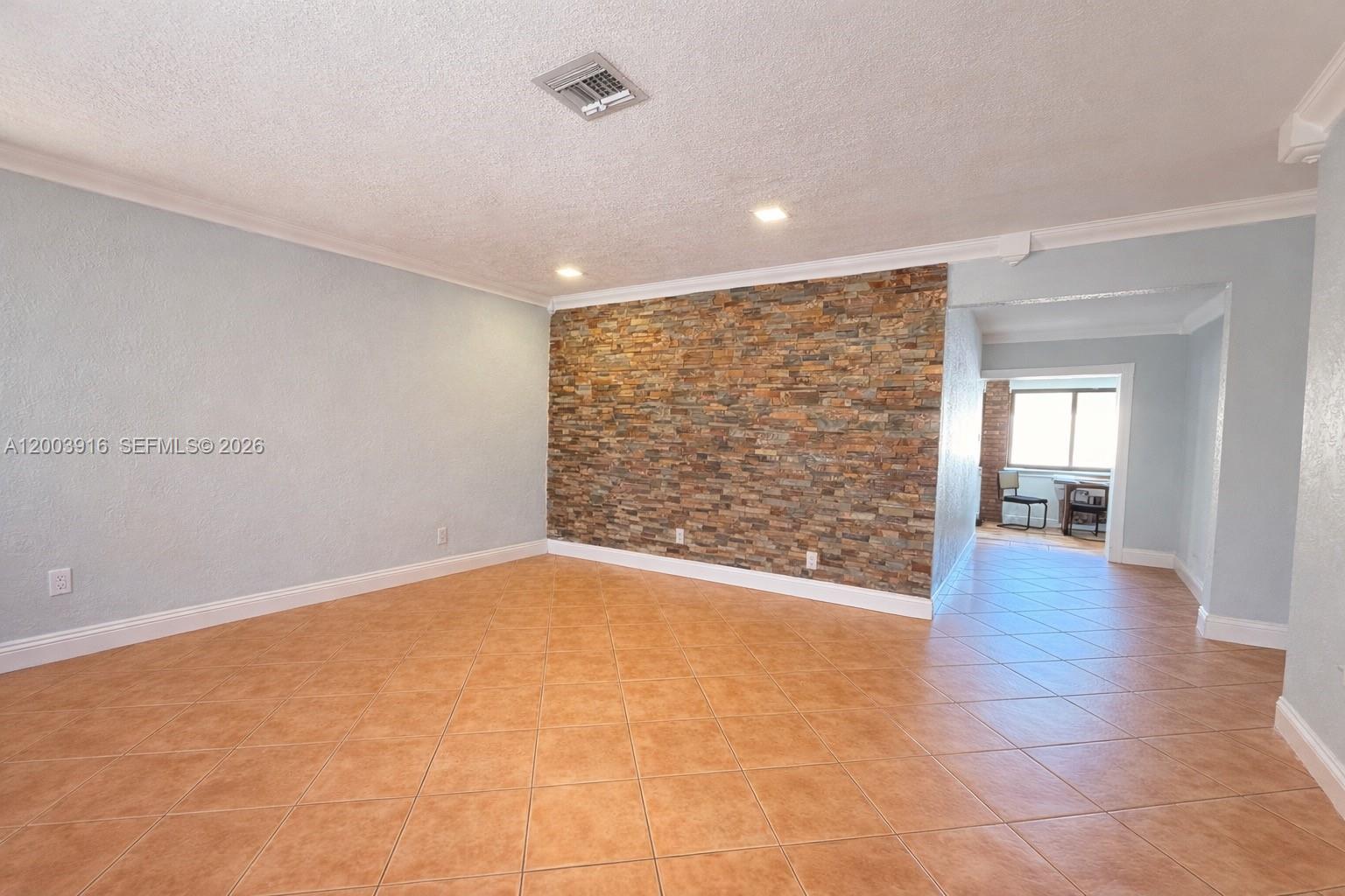 ROYALE GREEN SEC FOUR - Residential