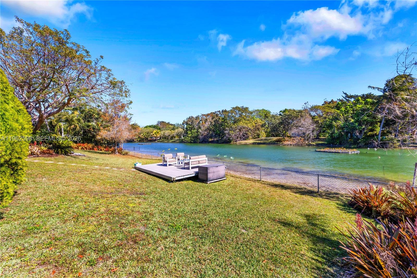 OAKRIDGE ESTATES SEC 3 - Residential