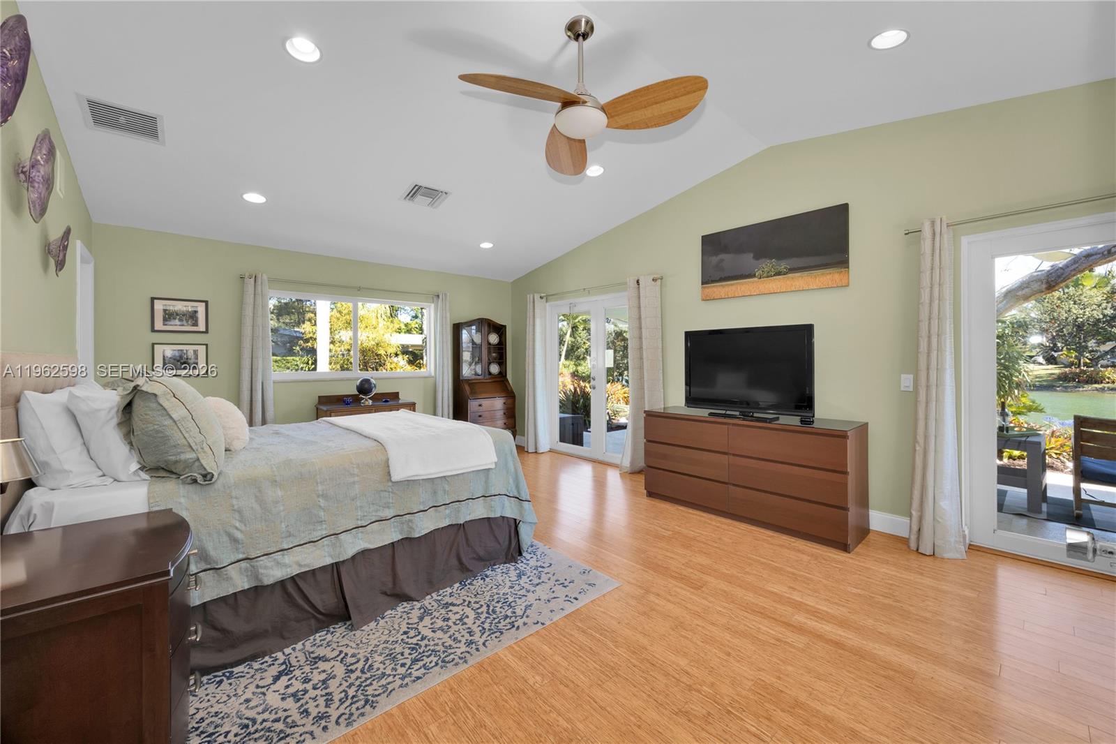 OAKRIDGE ESTATES SEC 3 - Residential