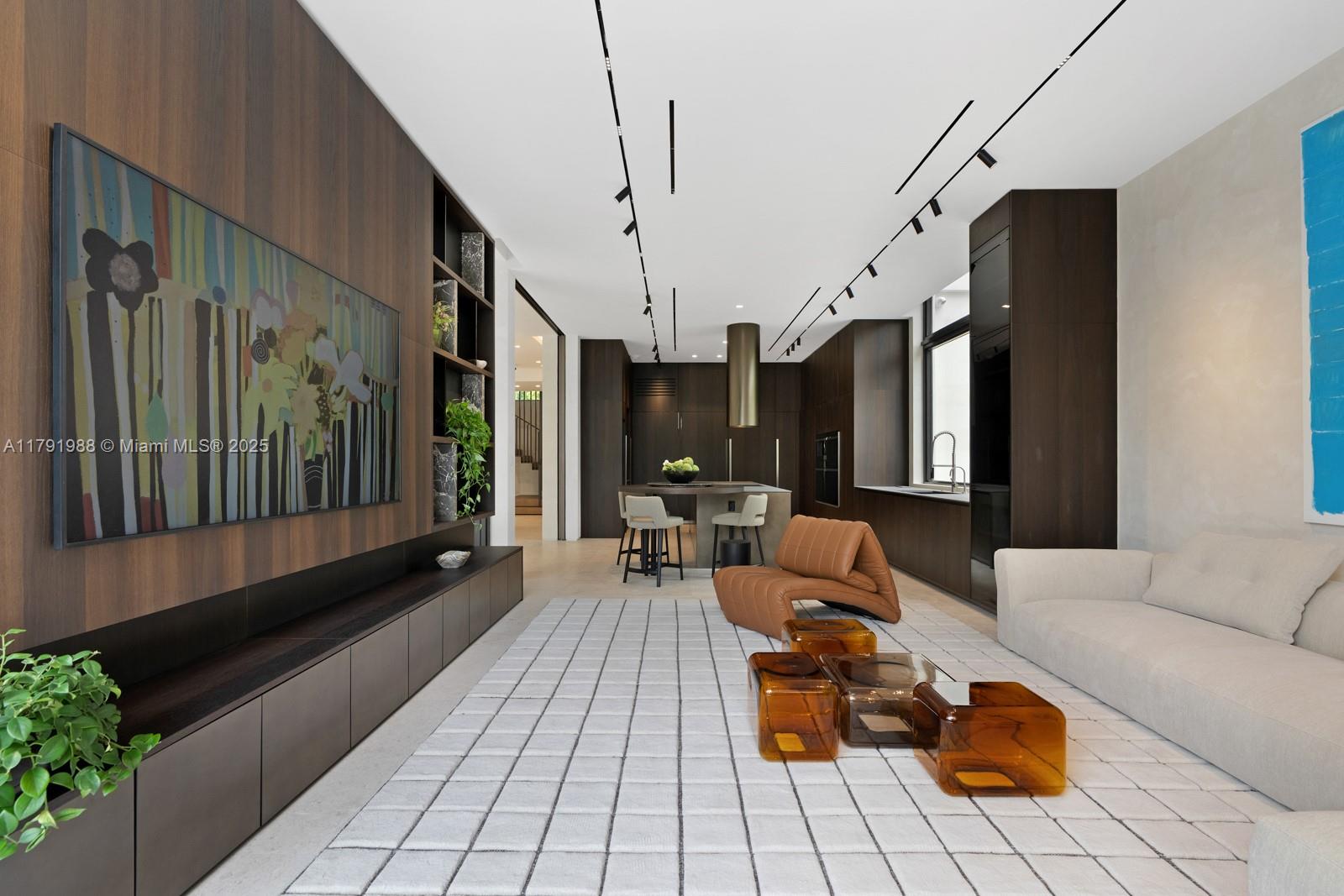 SUNSET ISLANDS ISLAND NO 2 - Residential