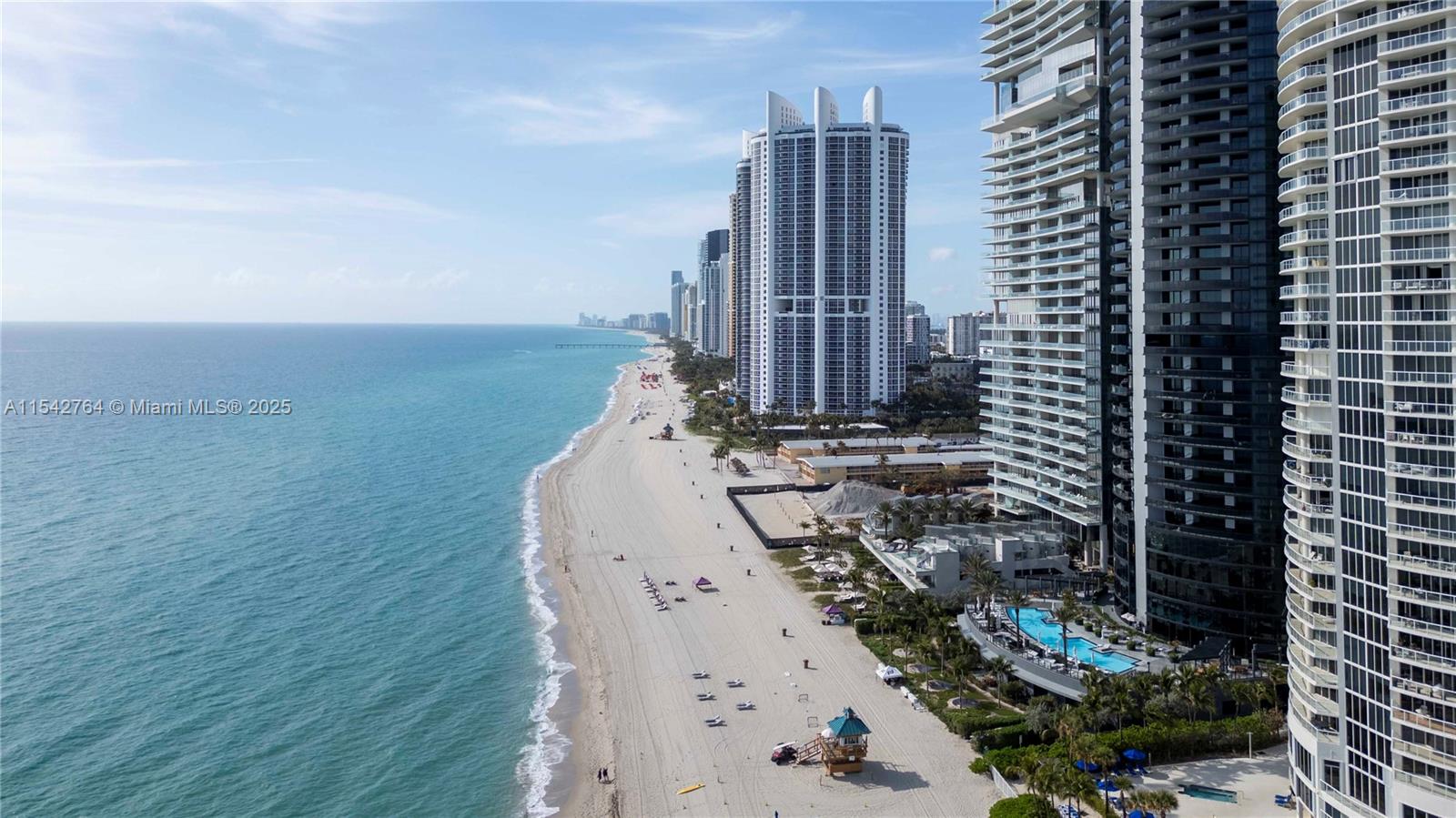18555 COLLINS AVENUE COND - Residential