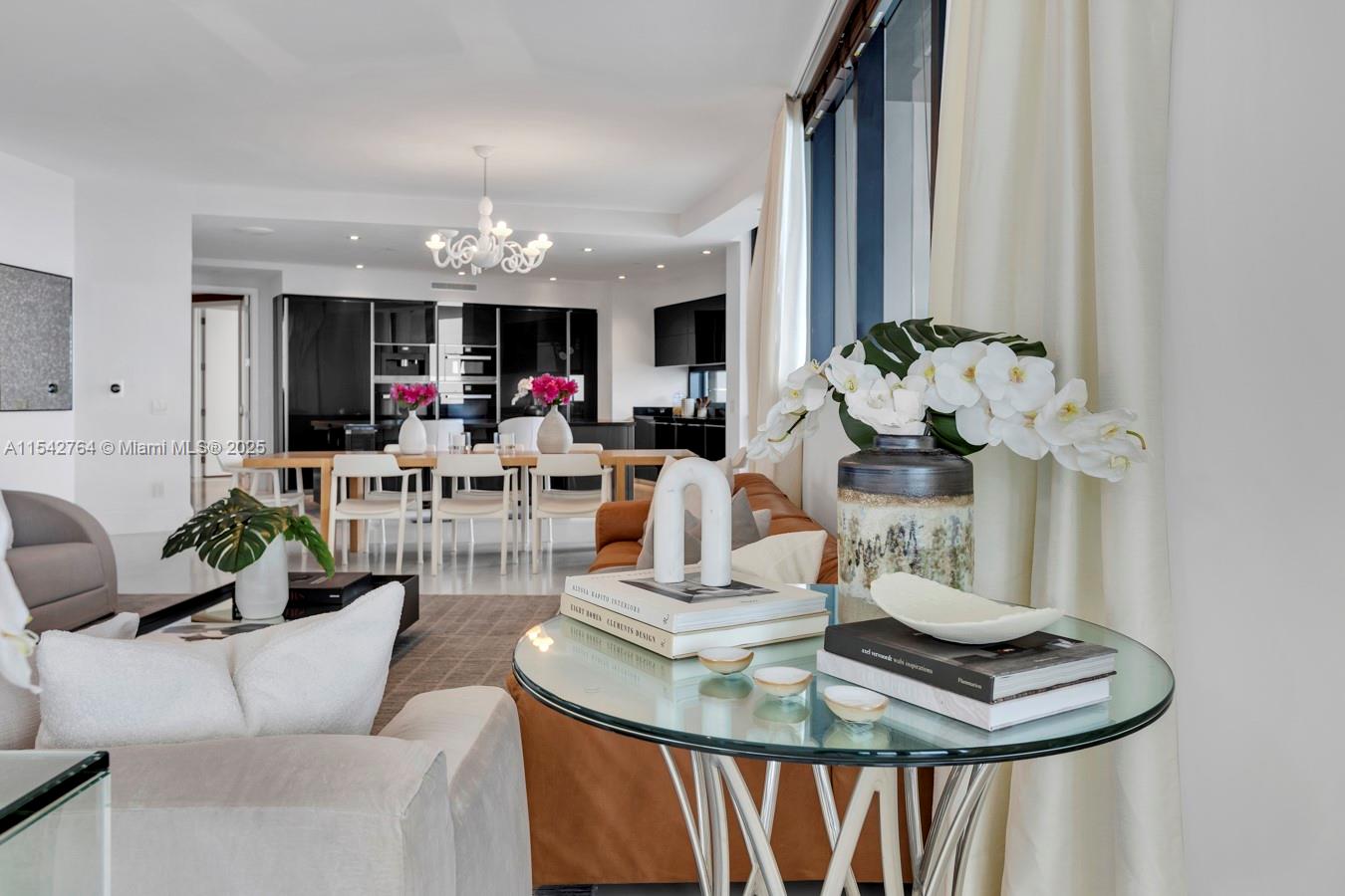 18555 COLLINS AVENUE COND - Residential