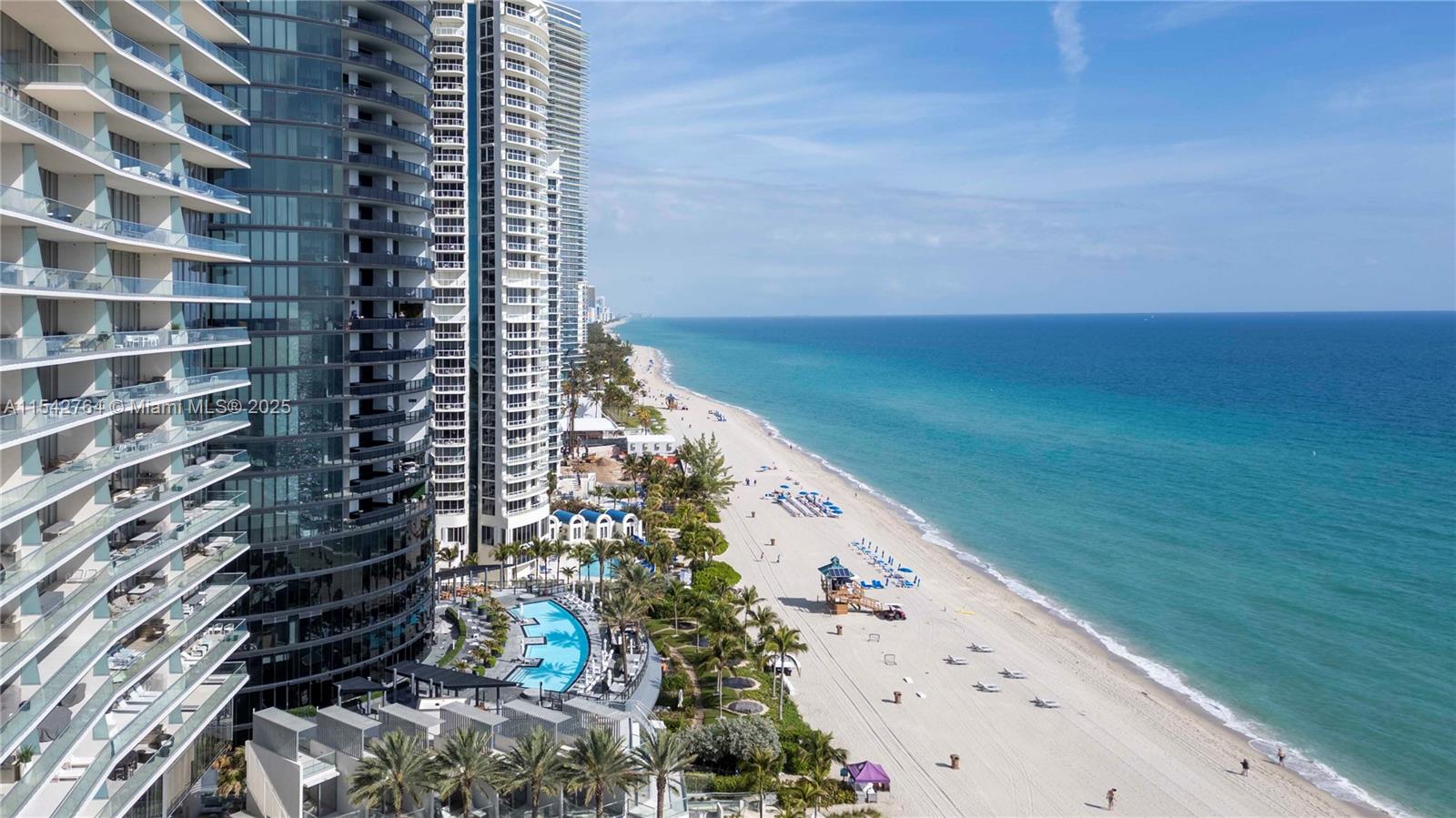 18555 COLLINS AVENUE COND - Residential