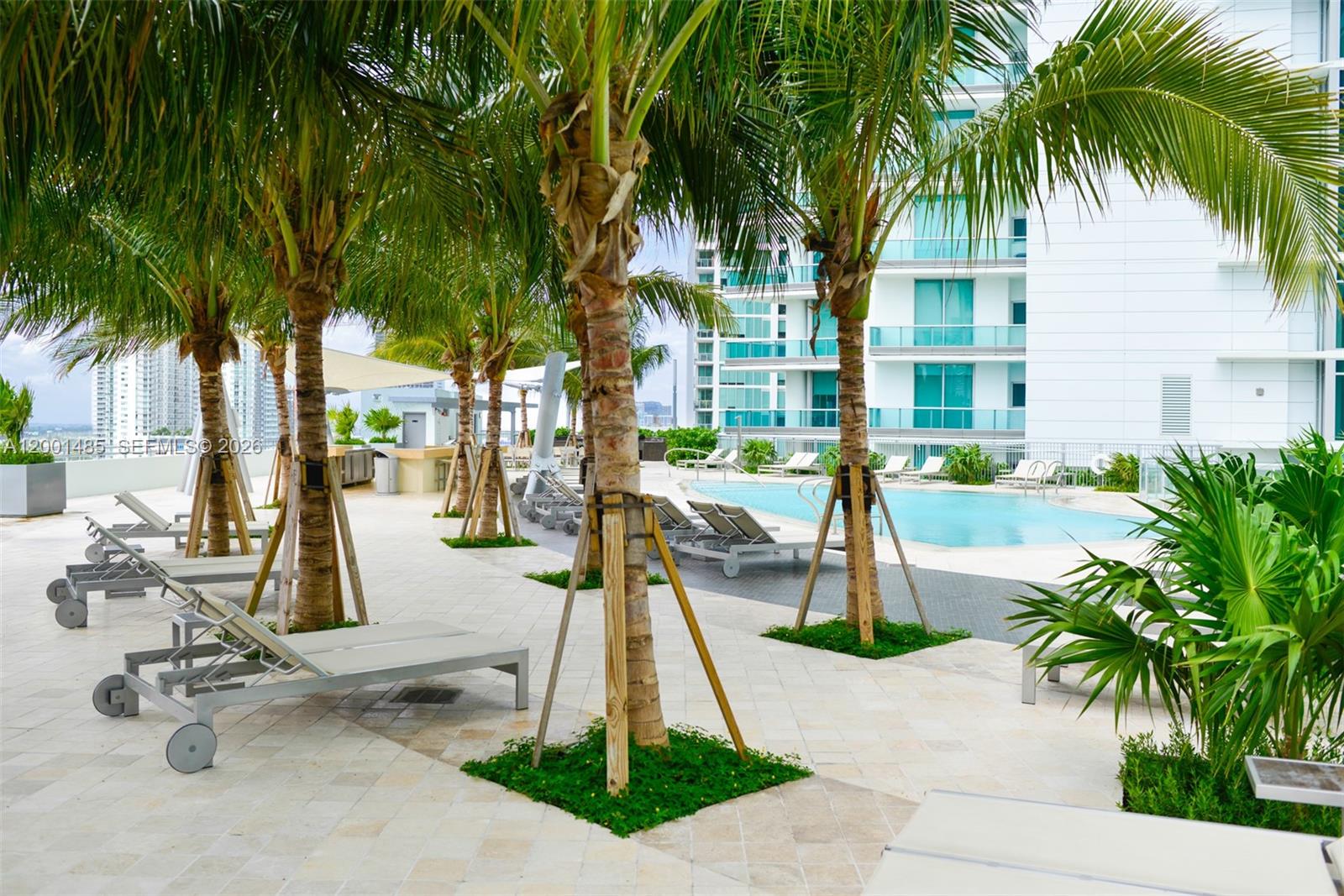 900 BISCAYNE BAY CONDO - Residential Lease