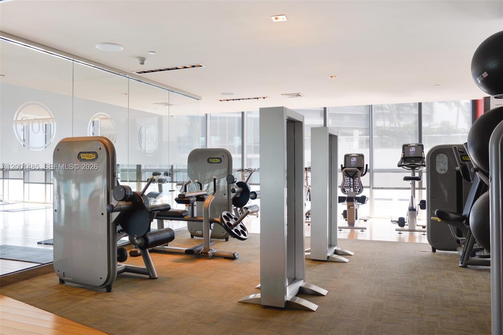 900 BISCAYNE BAY CONDO - Residential Lease