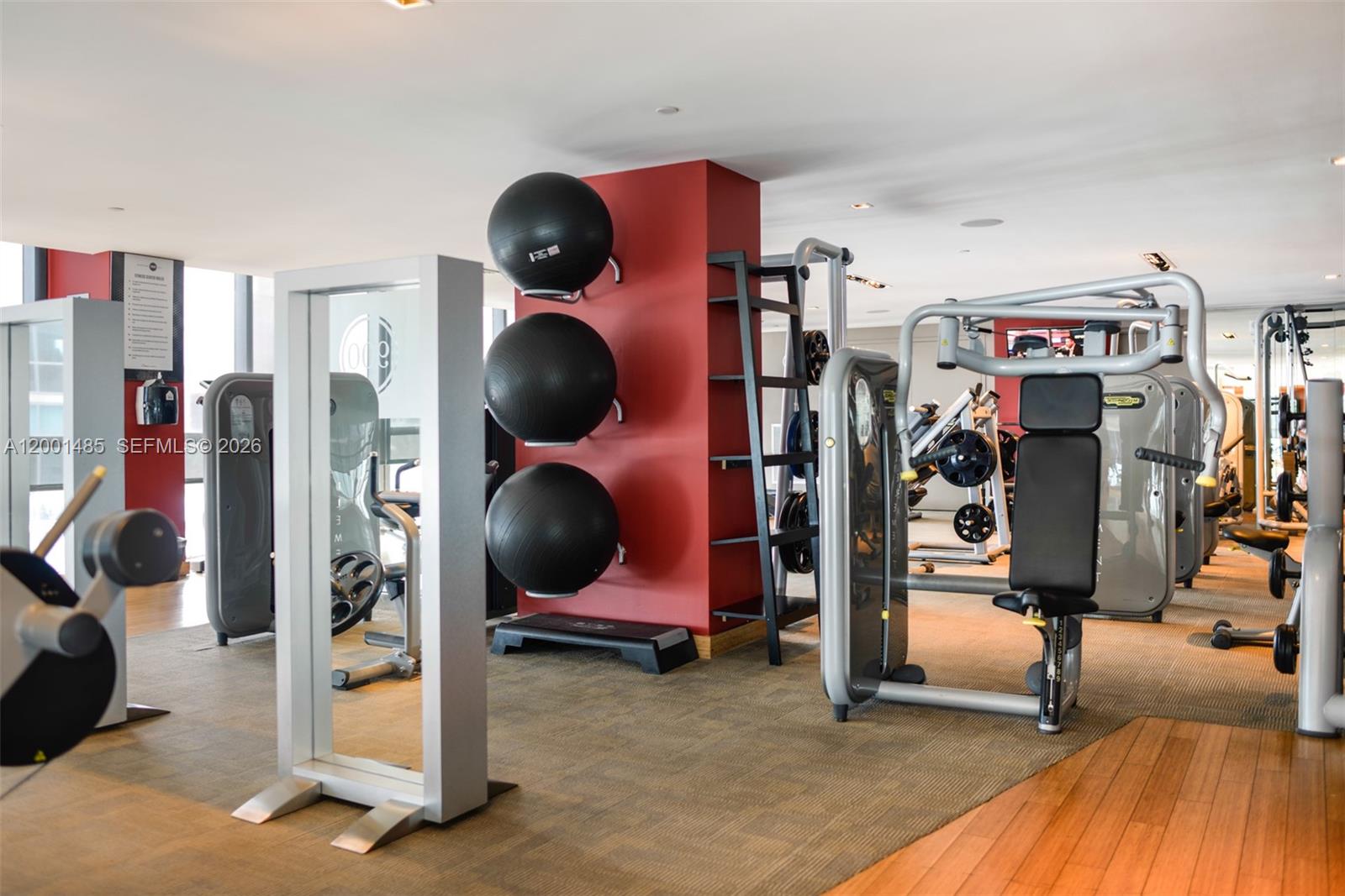 900 BISCAYNE BAY CONDO - Residential Lease