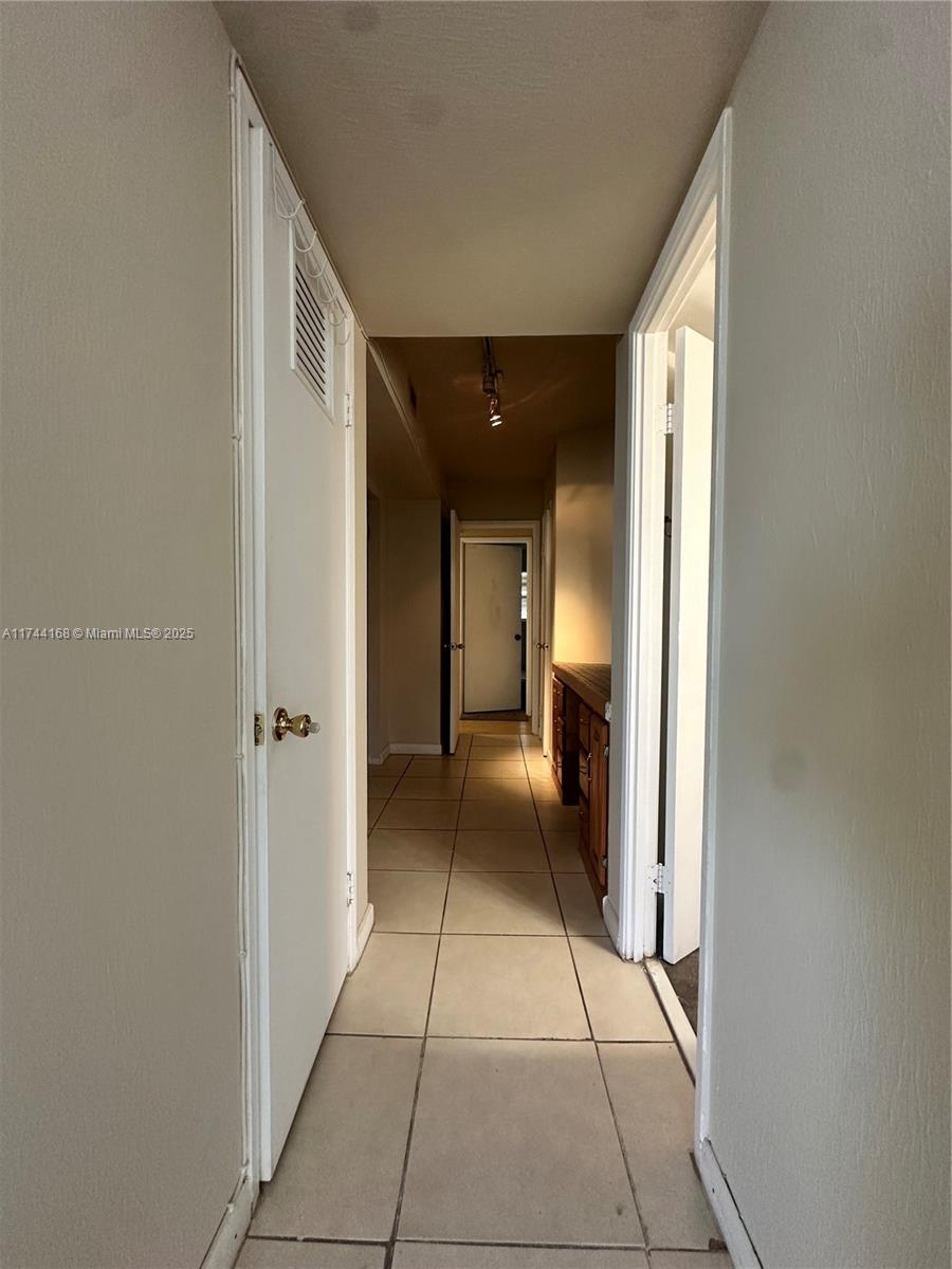 JADE WINDS GROUP-DAISY GA - Residential