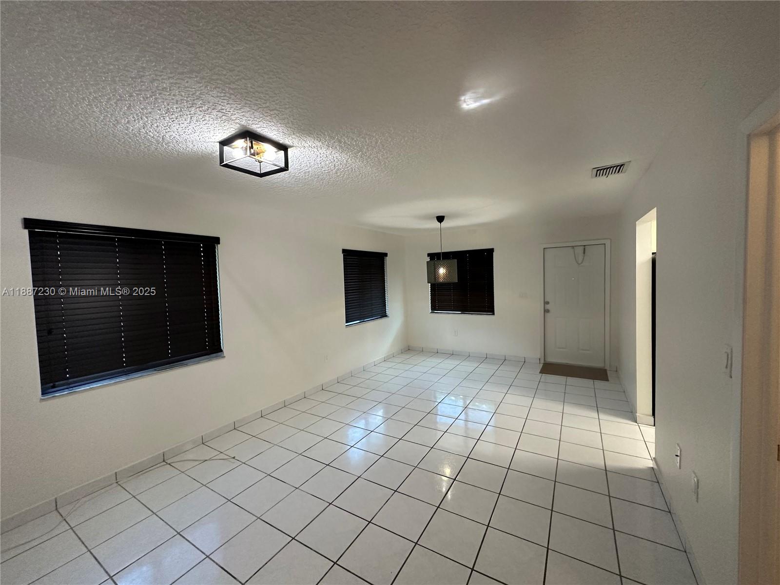 BIRD RD HIGHLANDS - Residential Lease