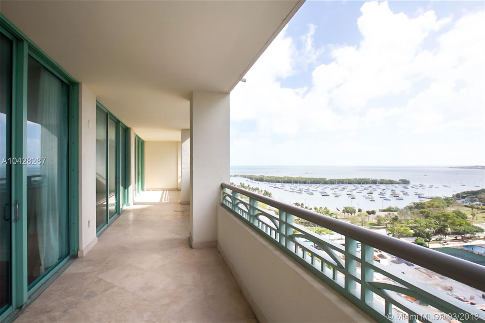 RITZ CARLTON - Residential