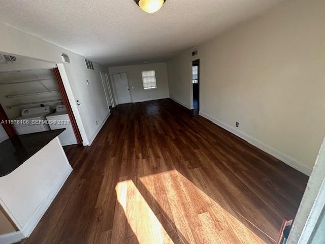 NO 1 PALM-AIRE VILLAGE CO - Residential Lease