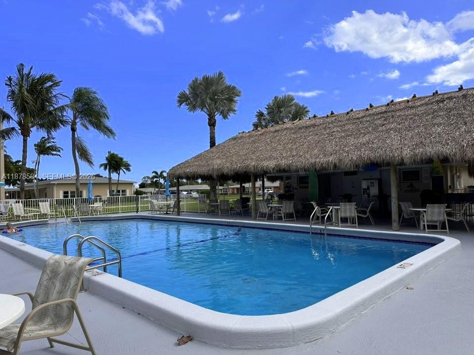 HIGH POINT CONDO SEC 4 - Residential
