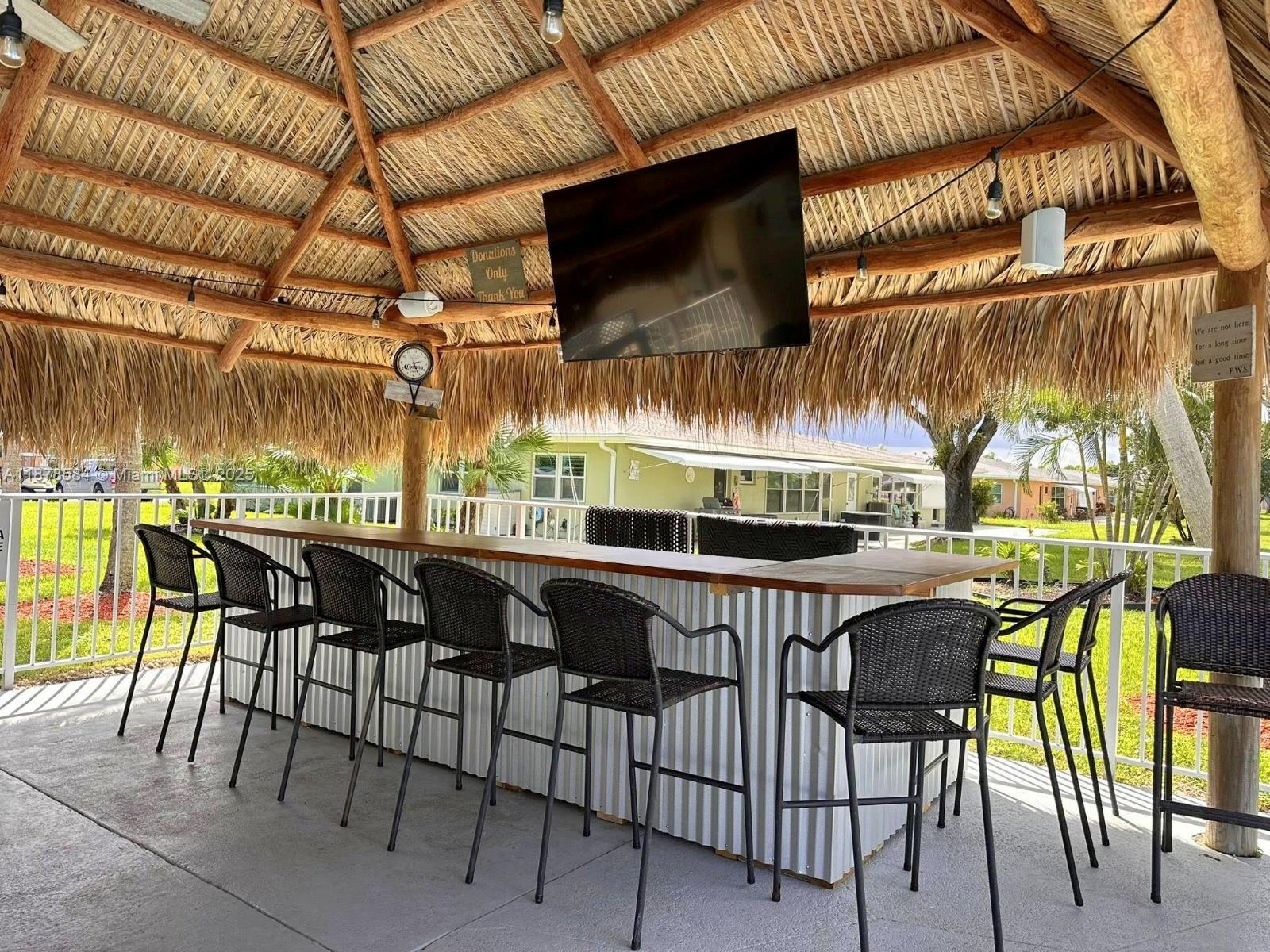 HIGH POINT CONDO SEC 4 - Residential
