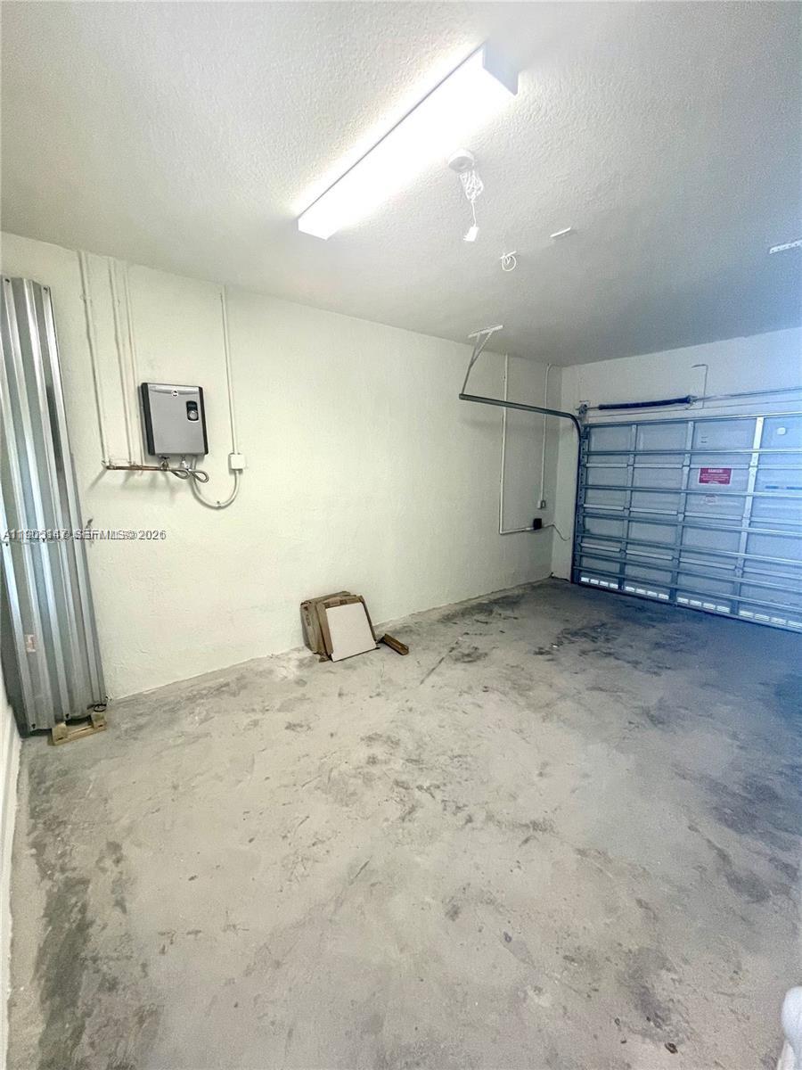 AQUABELLA NORTH REPLAT - Residential